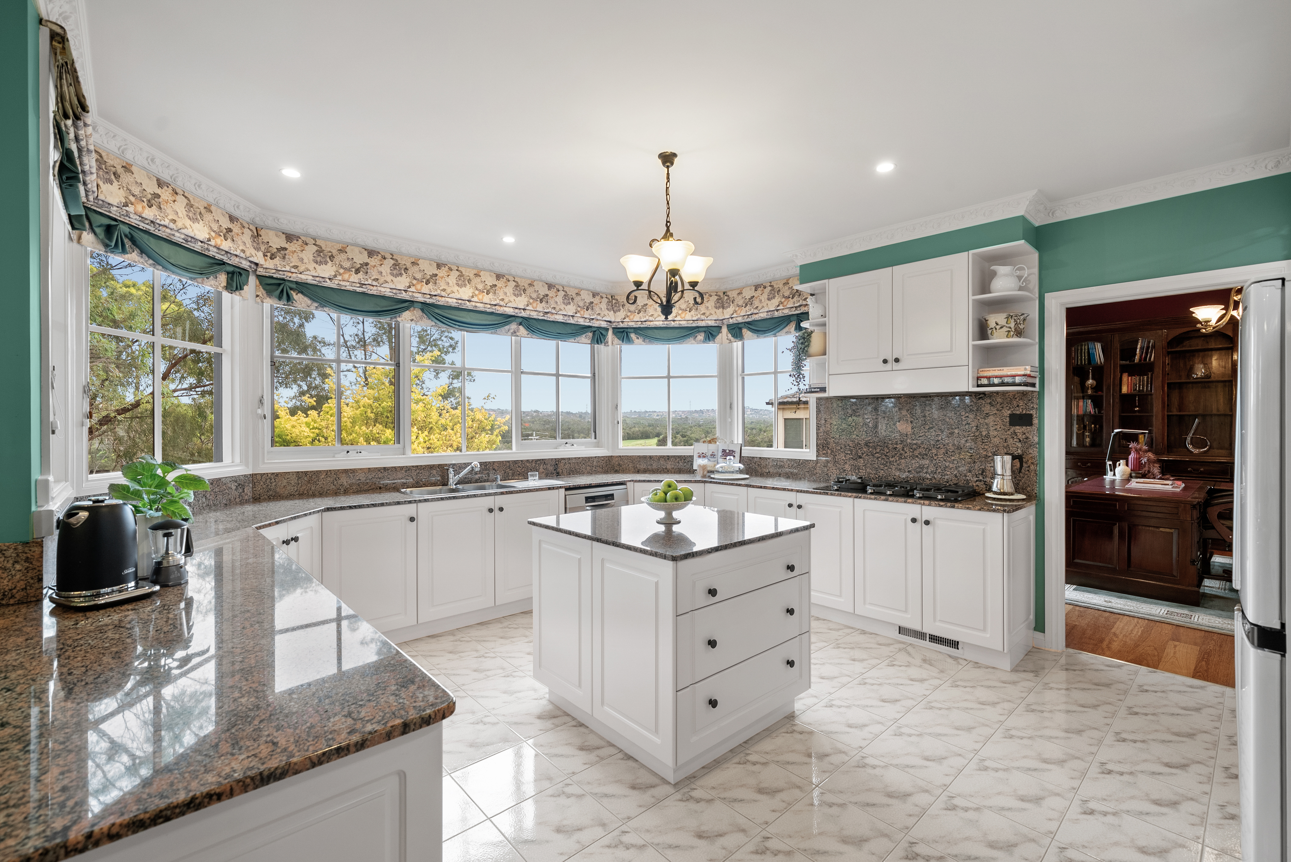 10 Van Haaster Court, Rowville, VIC 3178 - Image 5