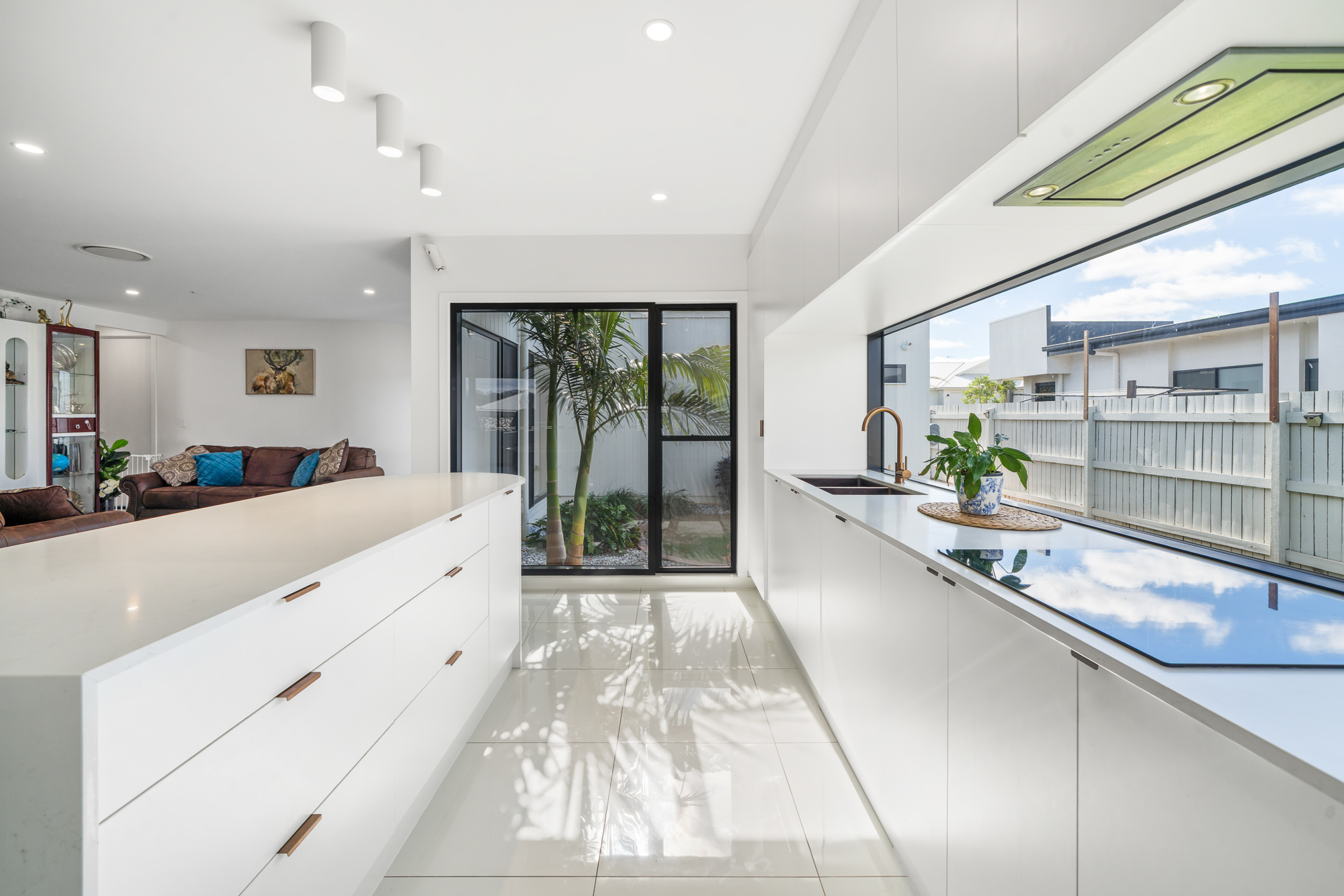 16 MCGRORY DRIVE, Kearneys Spring QLD 4350 - Image 6
