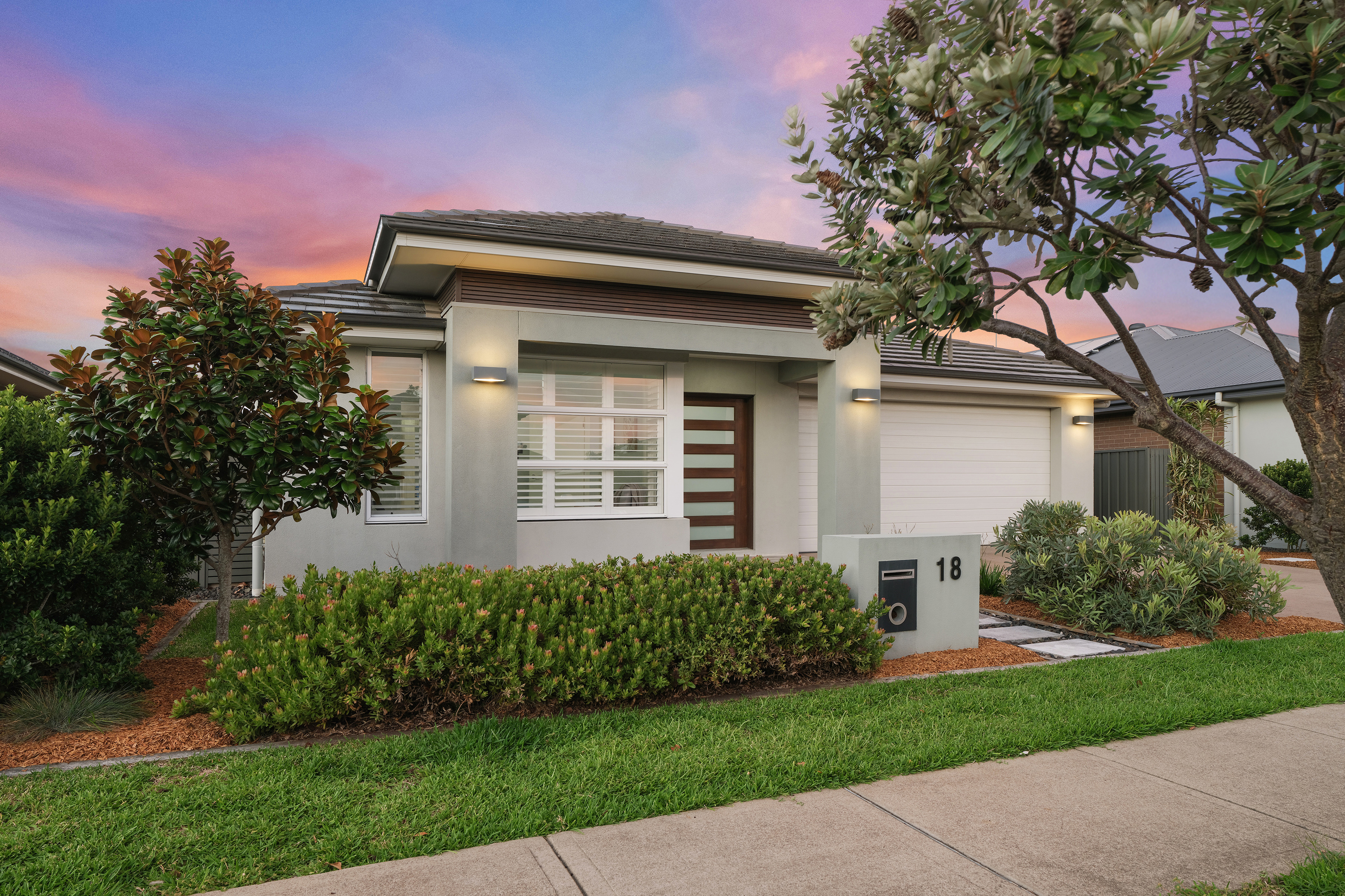 18 Uralla Street, Fern Bay, NSW 2295 - Image 1