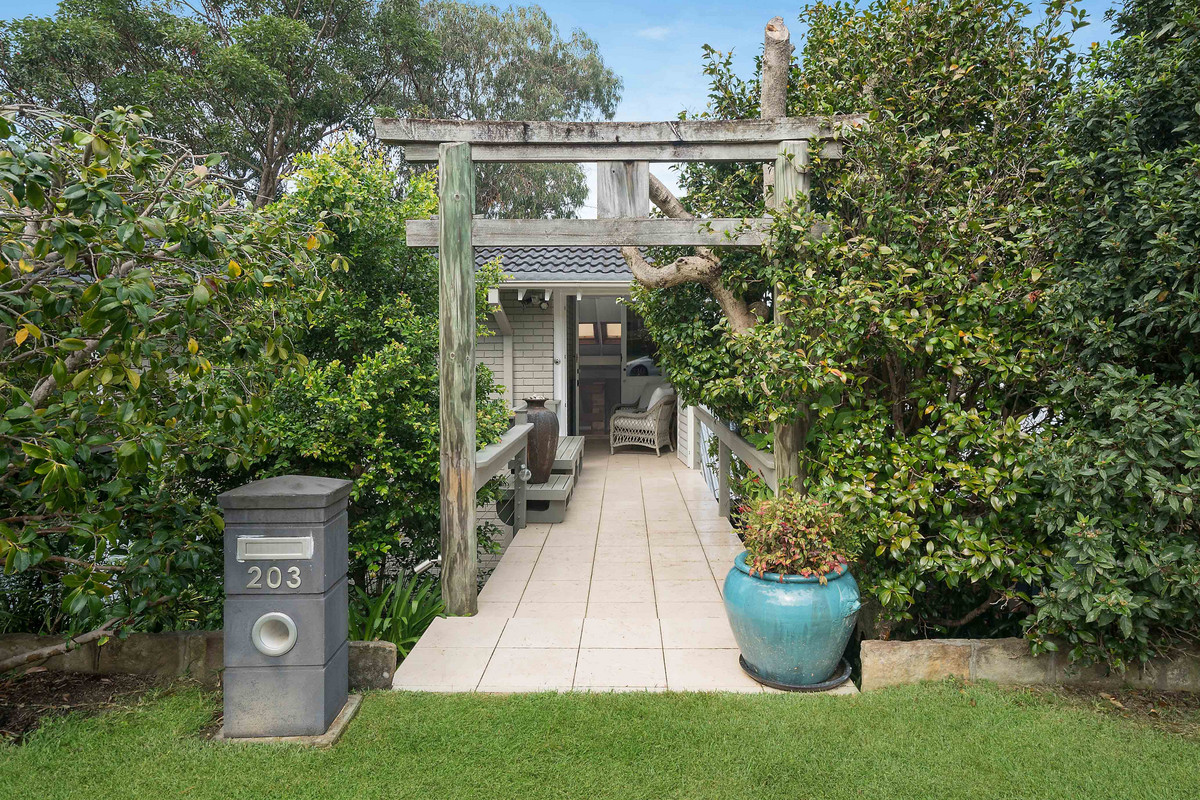 4-bedroom house at 203 Deepwater Road, Castle Cove, NSW 2069, Willoughby, New South Wales