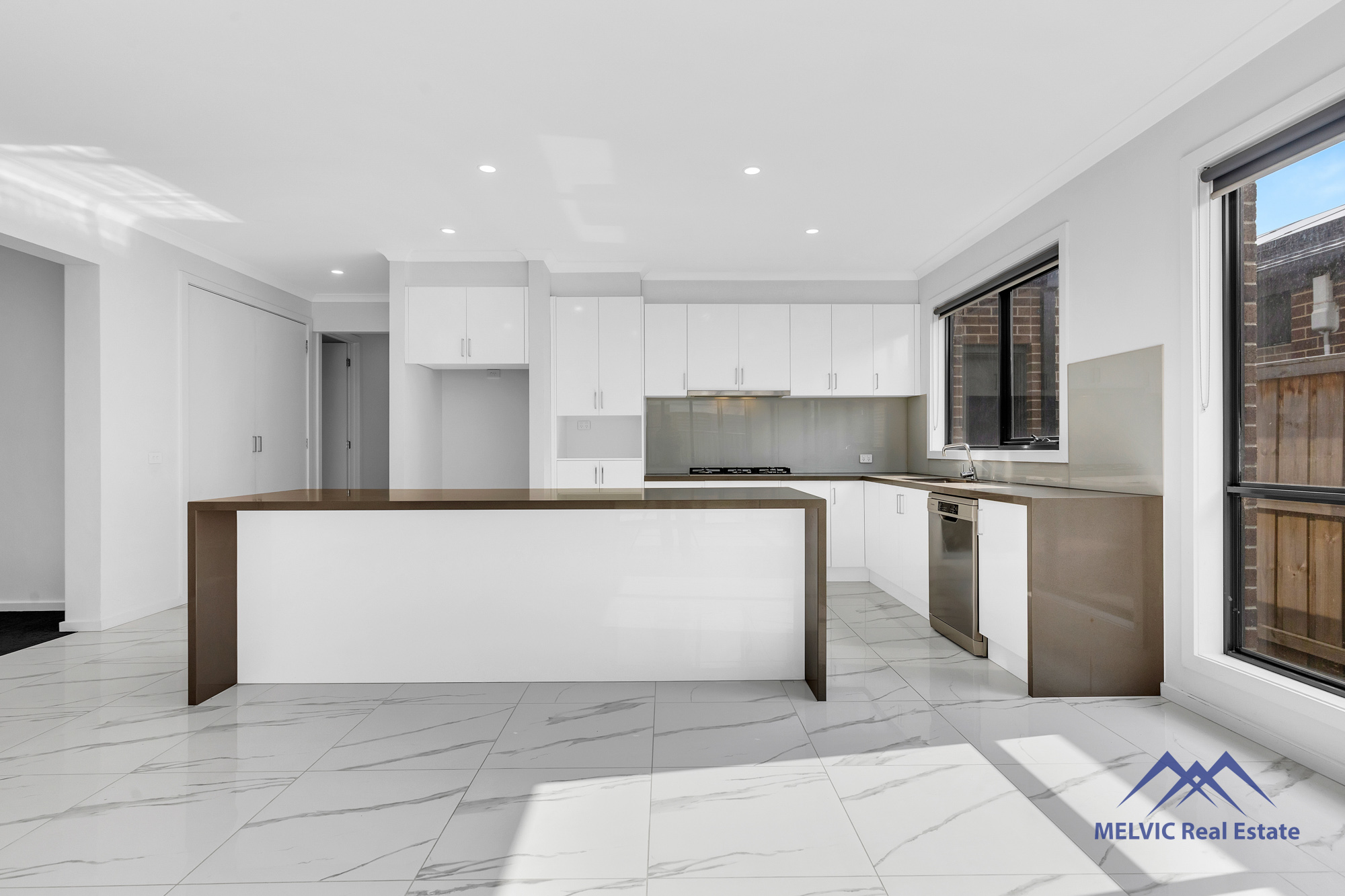 4 Favero Street, Clyde North, VIC 3978 - Image 7