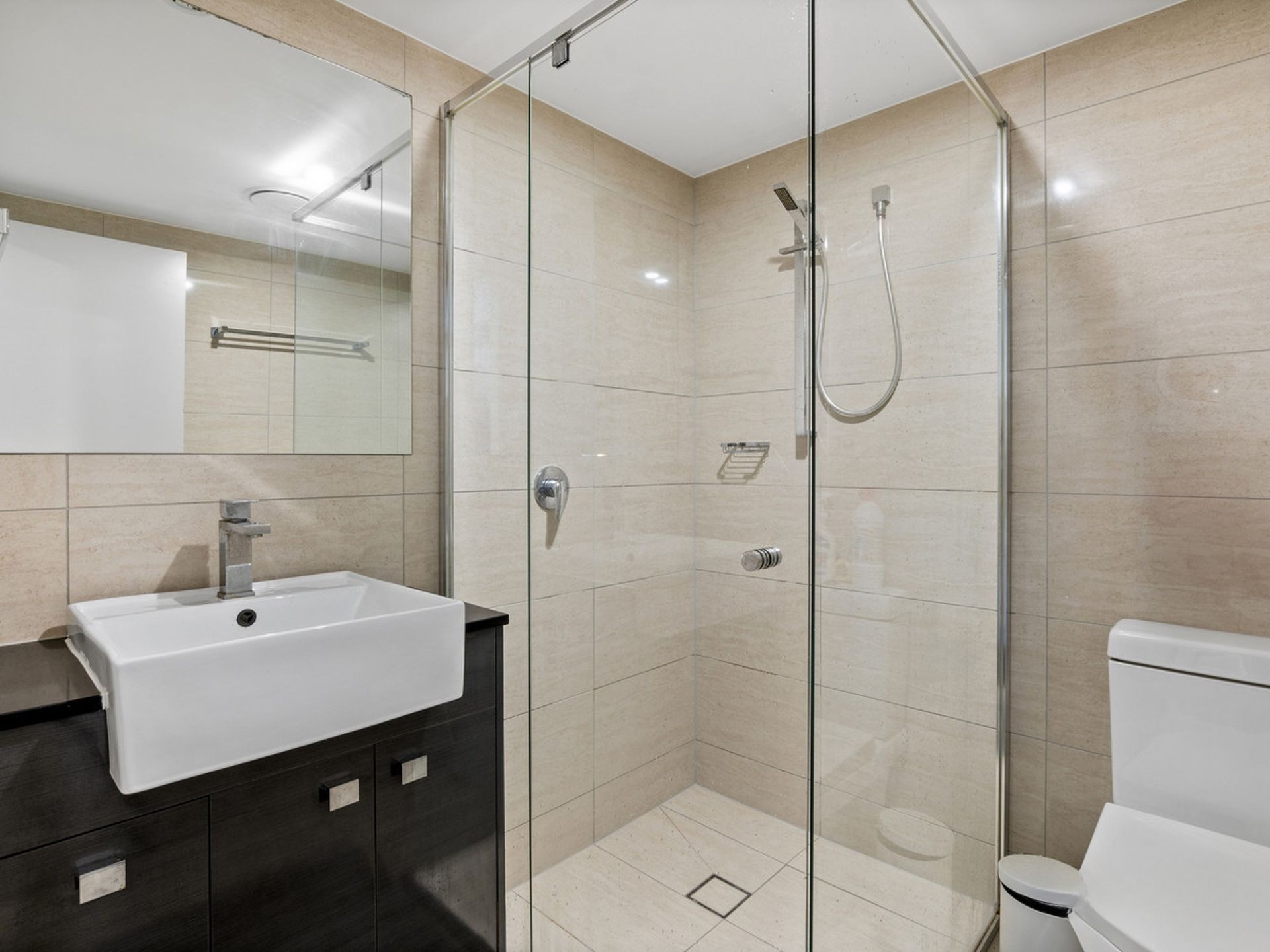 2-bedroom unit at 2/40 Fanny Street, Annerley, QLD 4103, Brisbane, Queensland