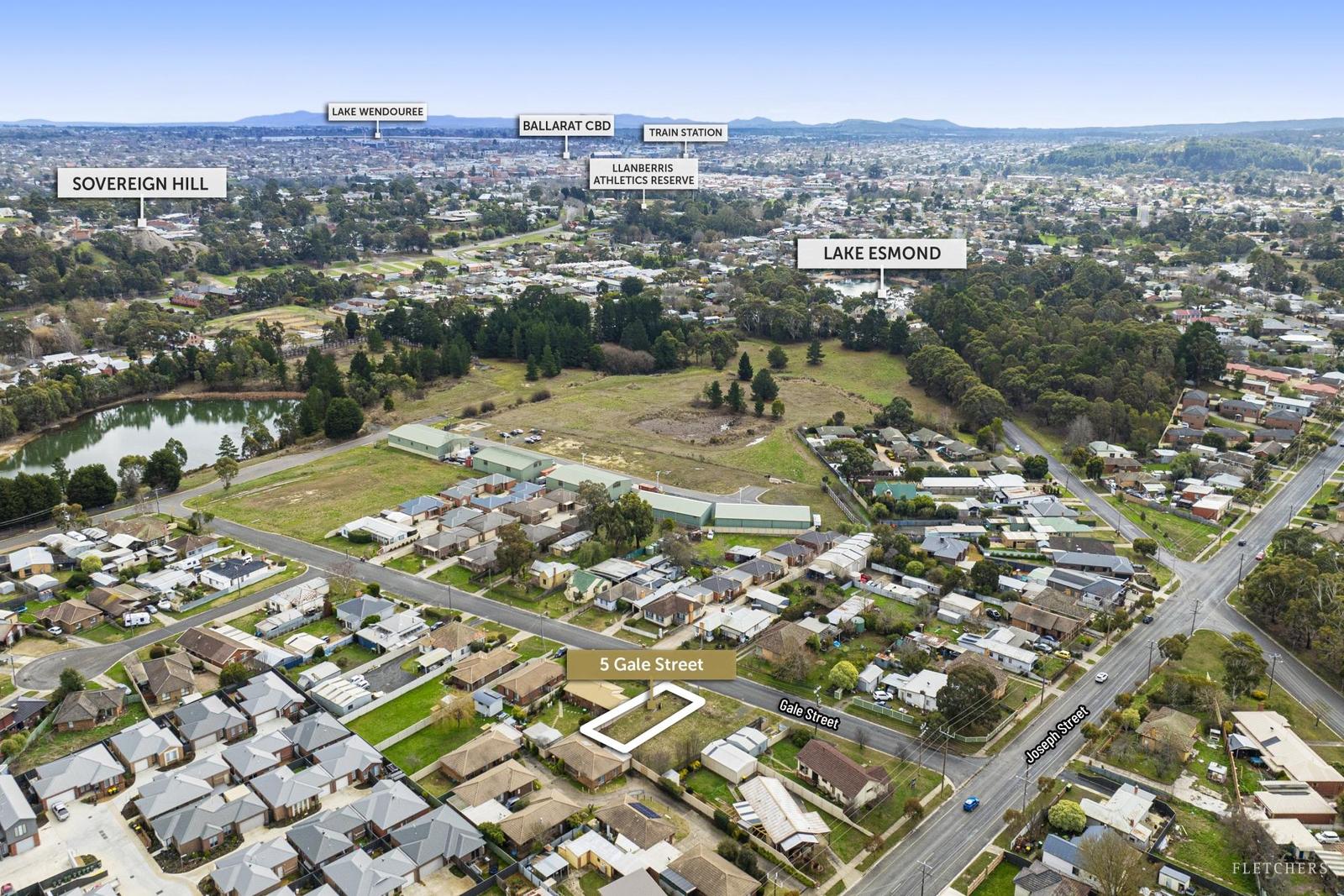 5 Gale Street, Canadian, Vic, 3350 - Image 2