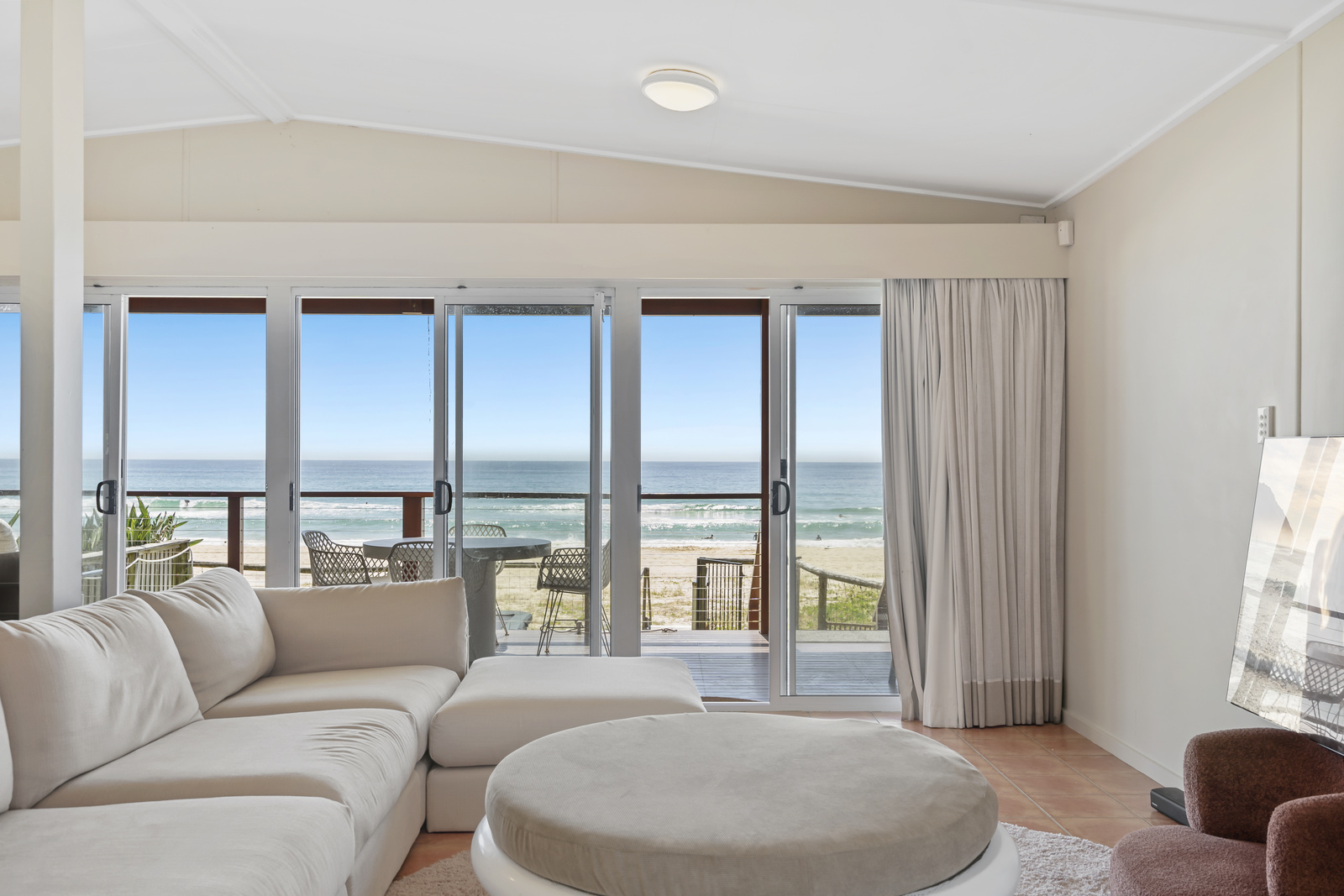 195 JEFFERSON LANE, Palm Beach QLD 4221 - Image 9