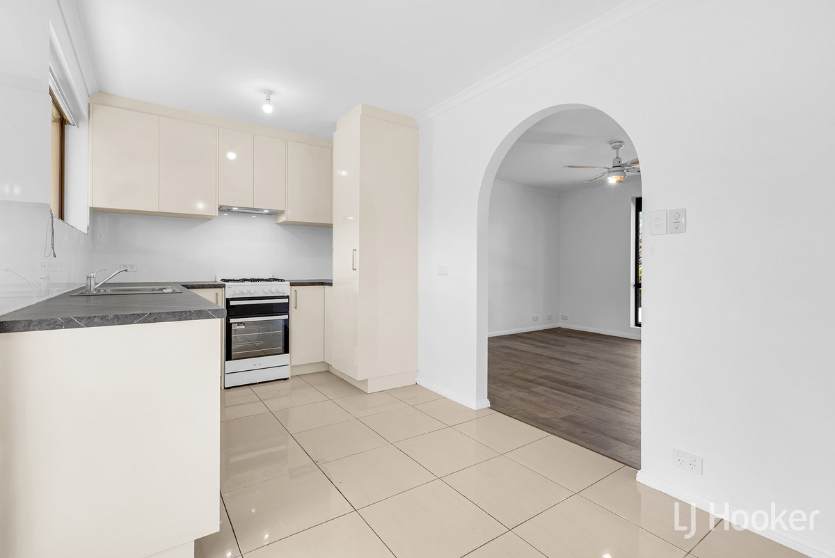 23 Tatura Court, Craigmore, SA 5114 - Image 5