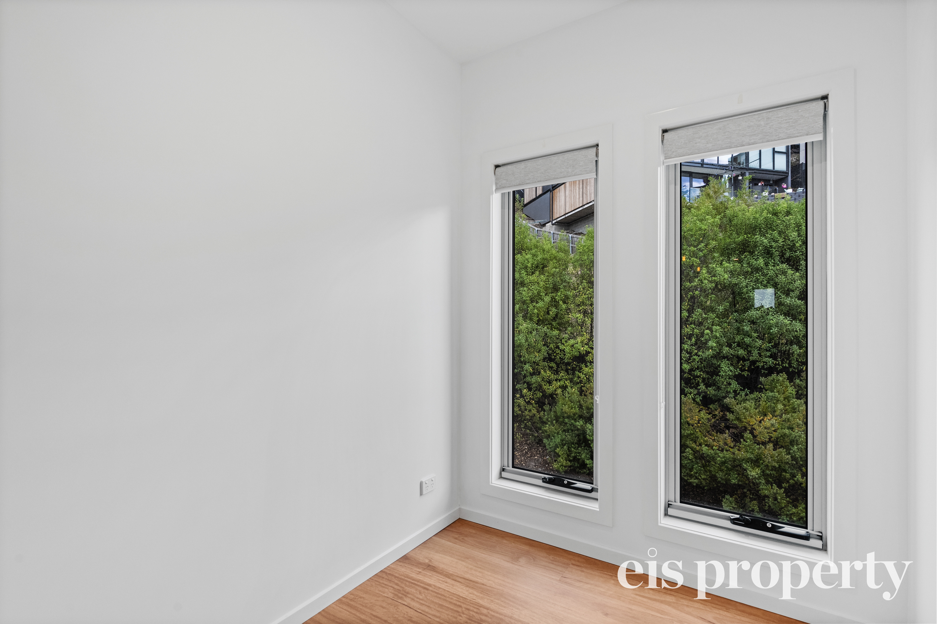 337 Churchill Avenue, Sandy Bay, TAS 7005 - Image 10