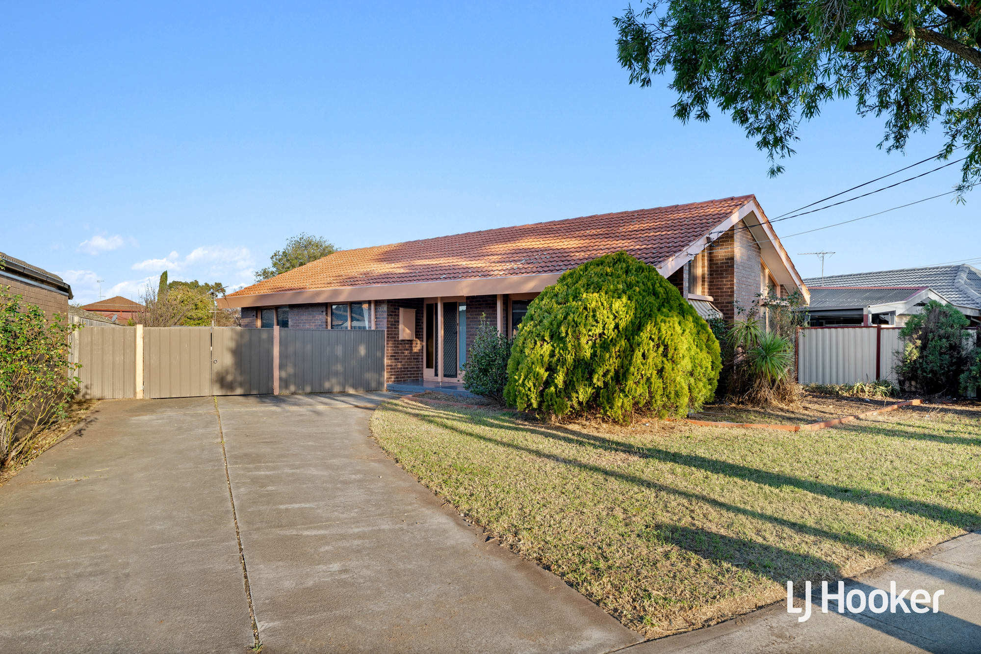 42 BAGGOTT DRIVE, Hoppers Crossing VIC 3029 - Image 1