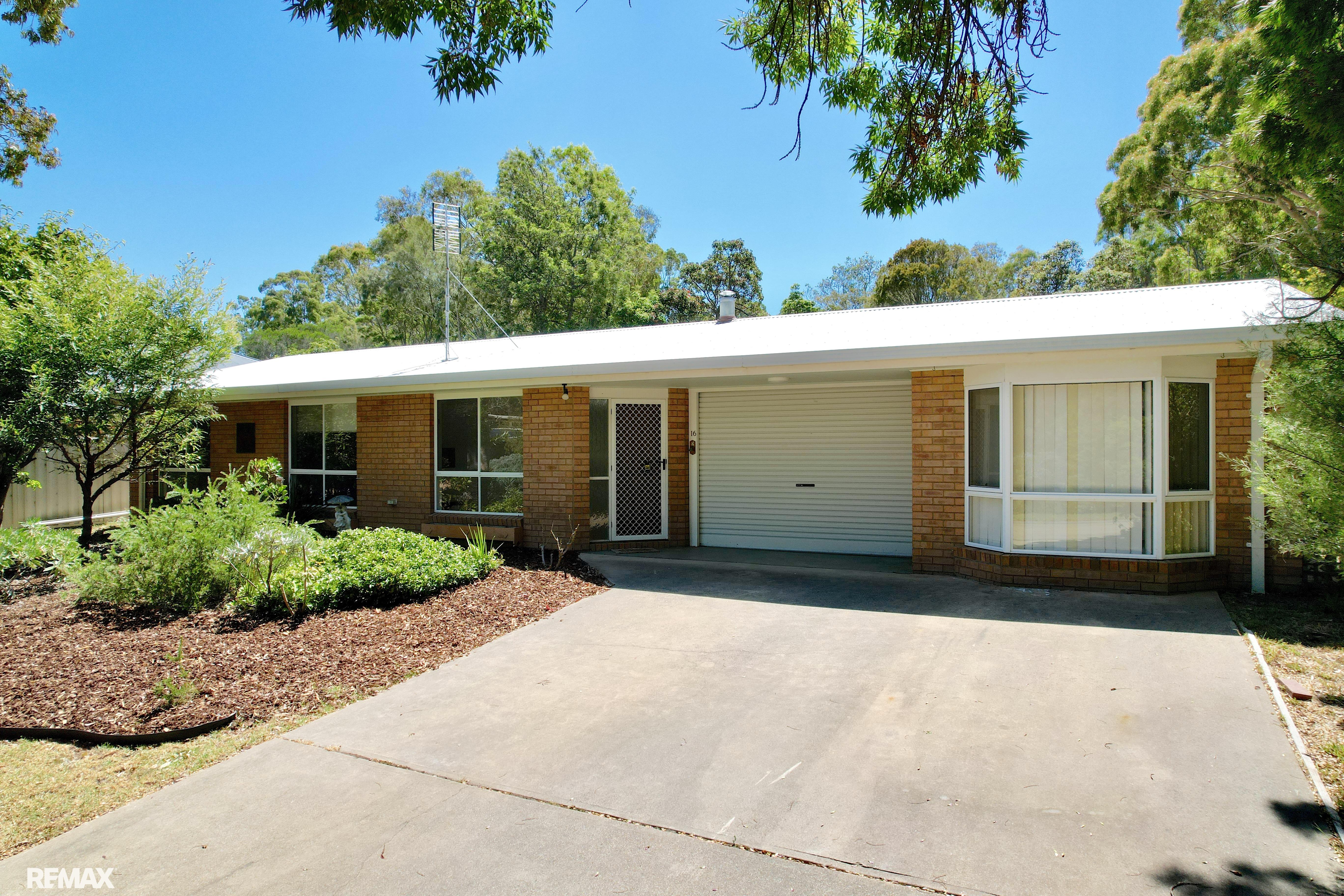 16 Fell Place, Metung, VIC 3904 - Image 2