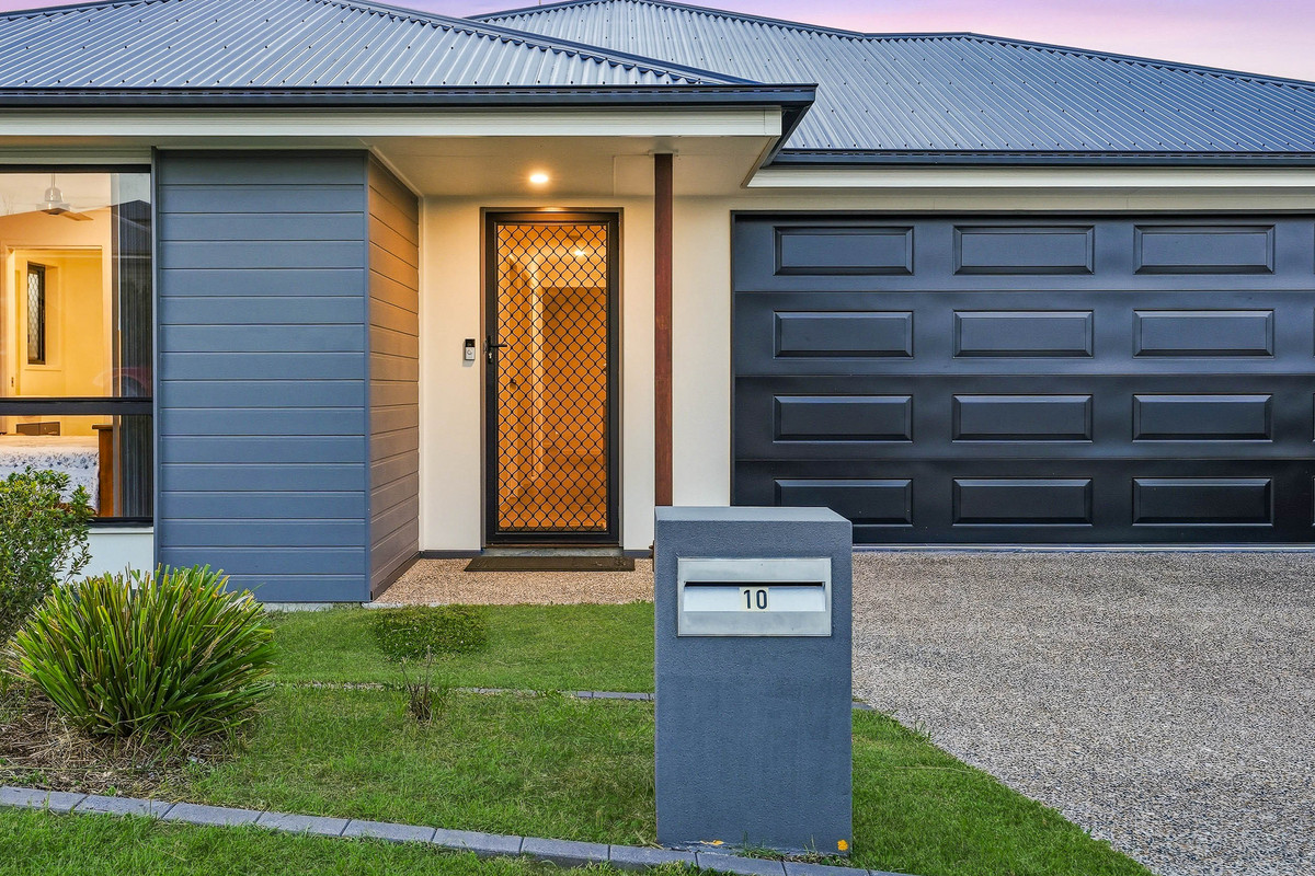 10 Palk Place, Spring Mountain, QLD 4300 - Image 2