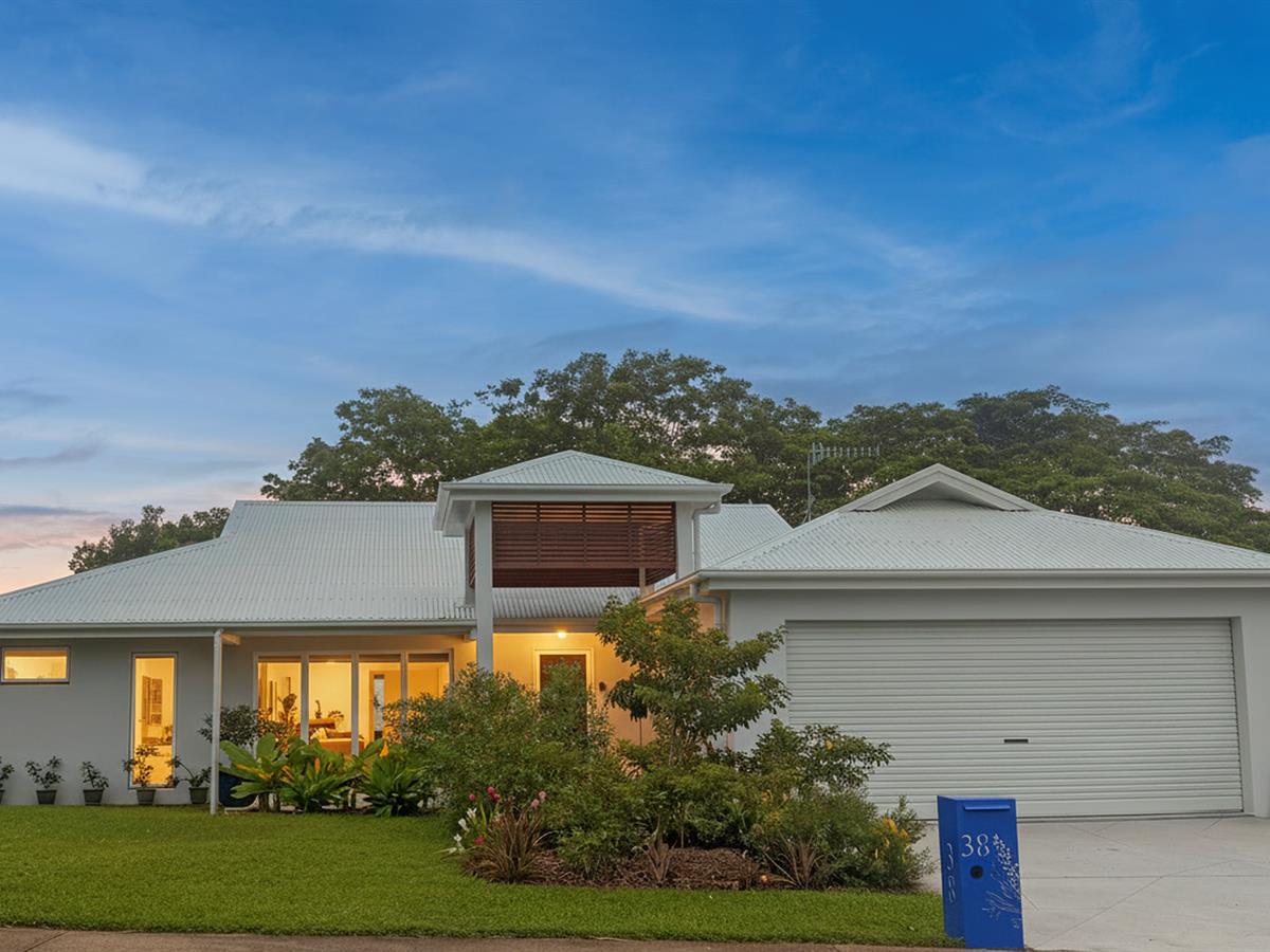 38 VILLAGE TERRACE, Redlynch QLD 4870 - Image 1