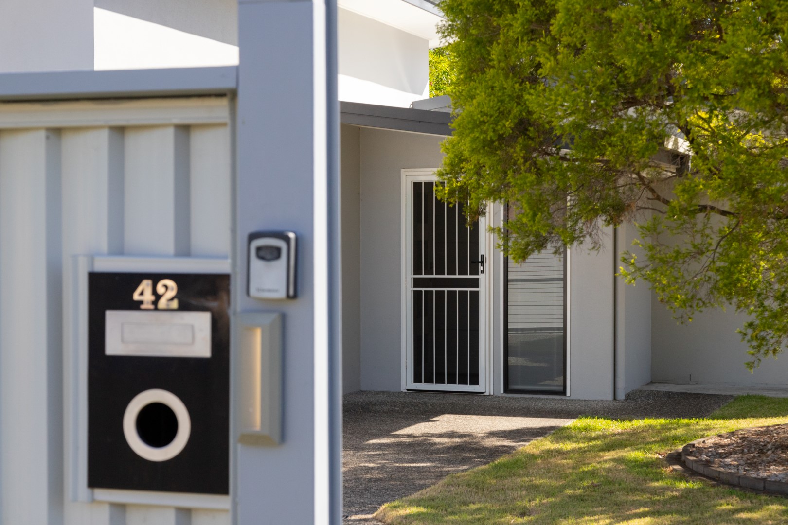 42 Messines Ridge Road, Tarragindi, Qld, 4121 - Image 1