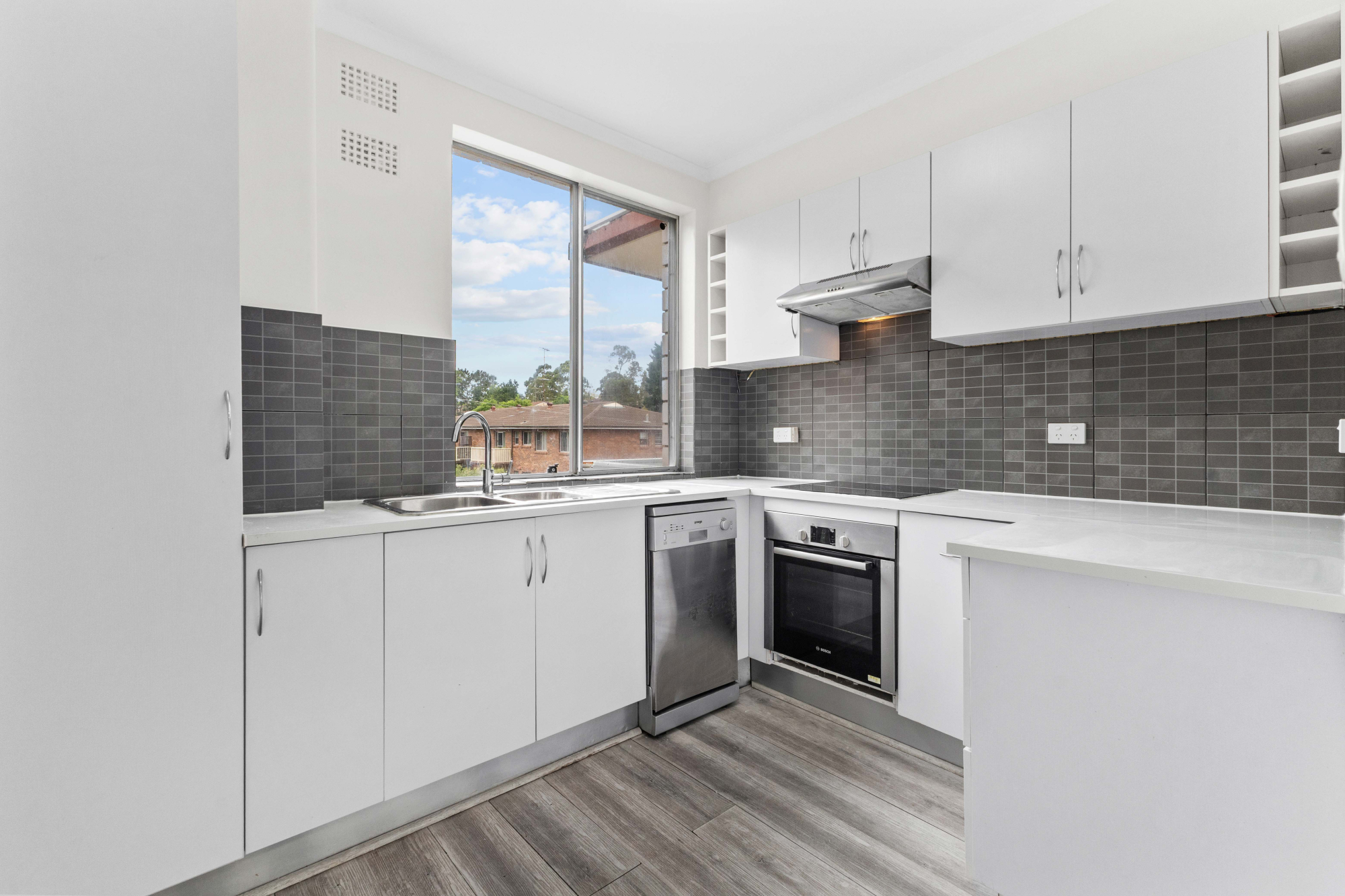 KIAH 10 76-80 HUNTER STREET, HORNSBY NSW 2077 - Image 3