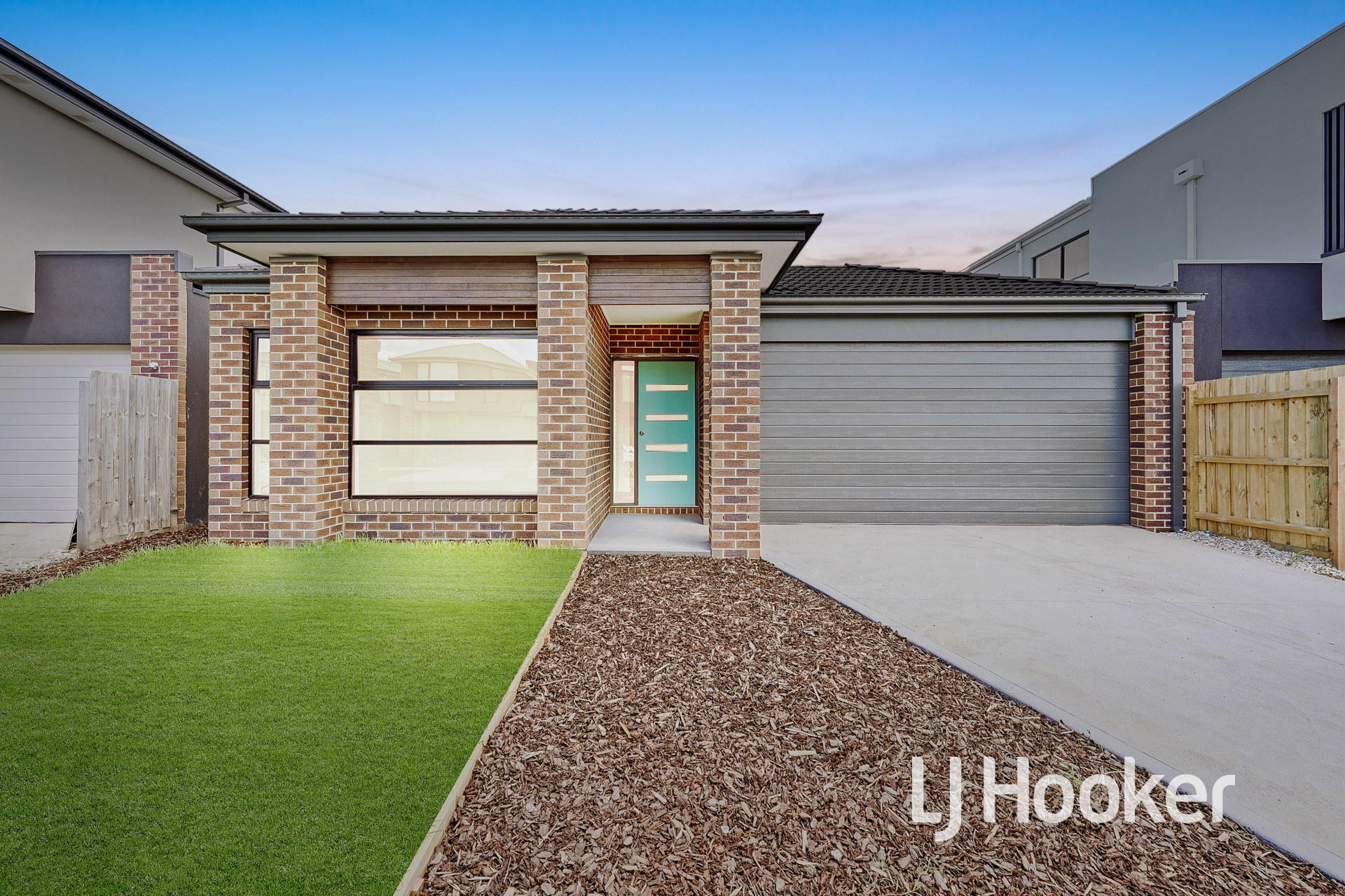 7 Maserati Way, Cranbourne East, VIC 3977 - Image 1