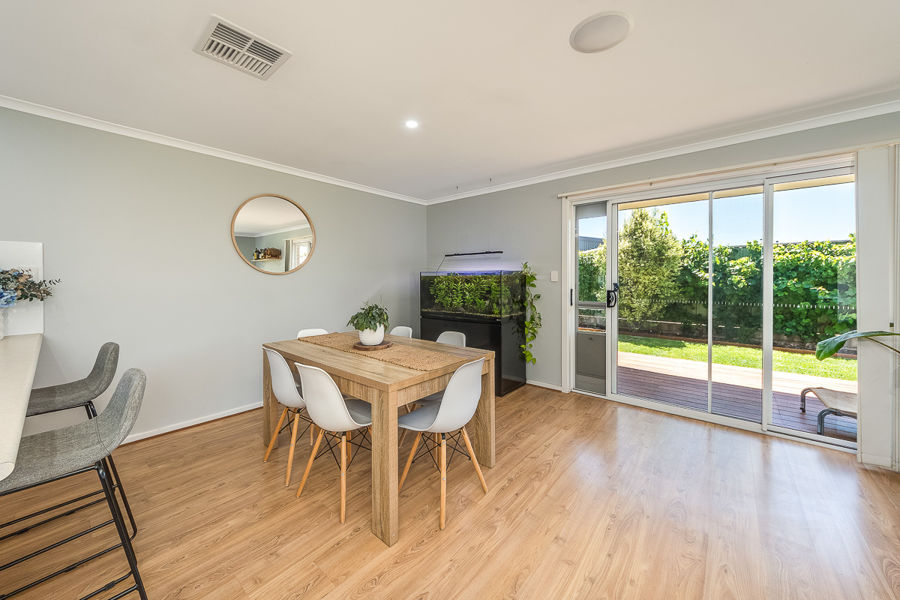 8 JOY CRESCENT, Murray Bridge SA 5253 - Image 2