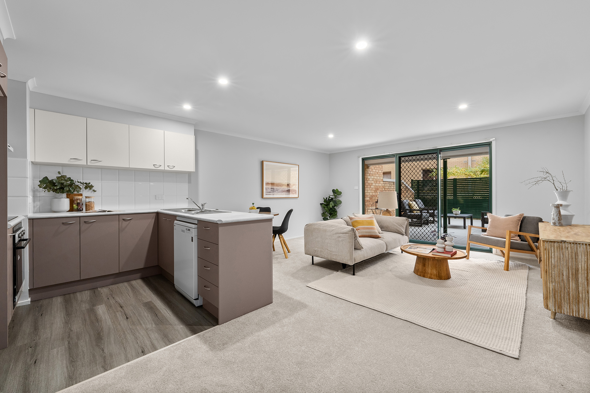 1-bedroom unit at ROYSTONVALE 68 10 EYRE STREET, GRIFFITH ACT 2603, Unincorporated Act, Australian Capital Territory