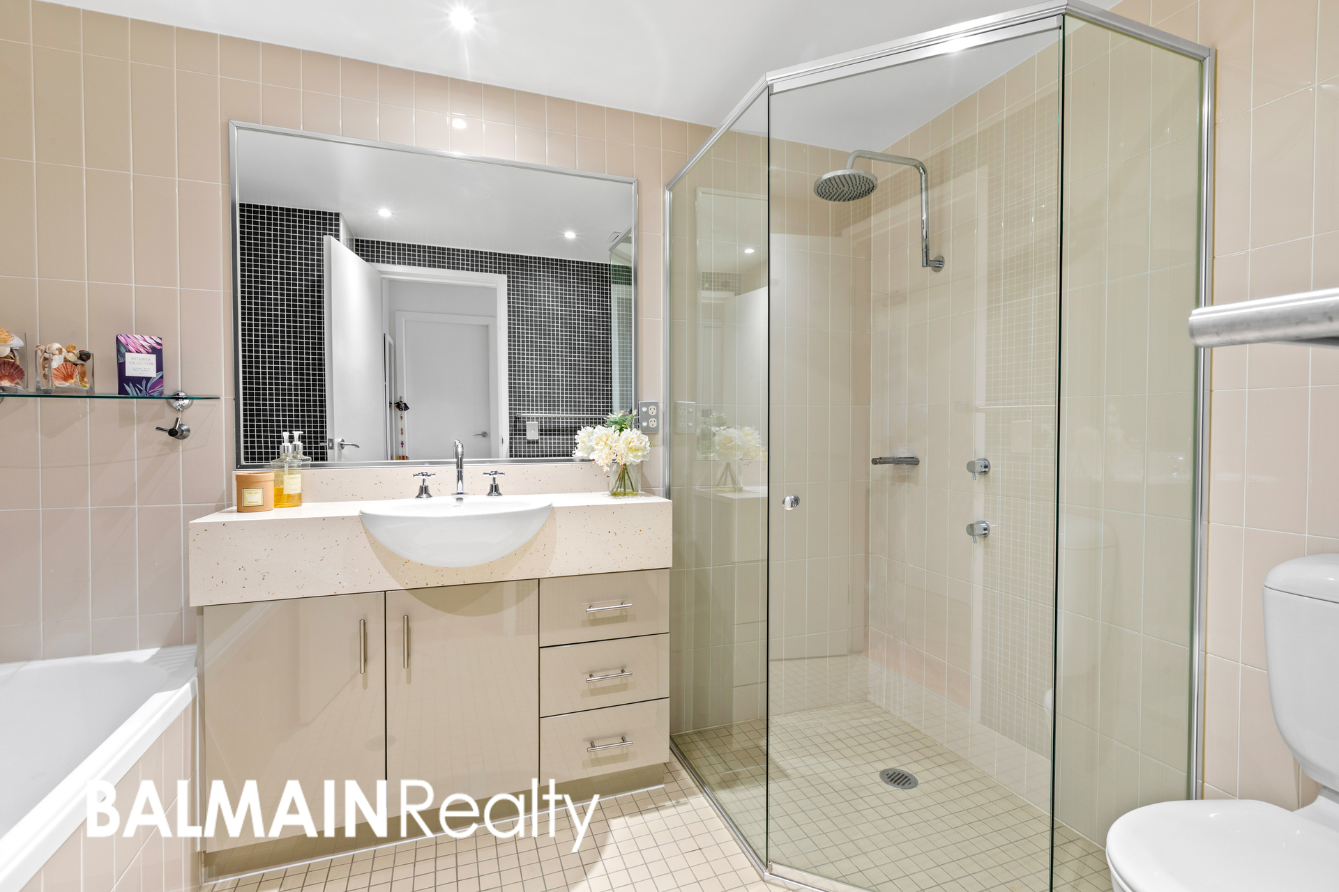 UNIT 301 EQUINOX 5 YARA AVENUE, Rozelle NSW 2039 - Image 9