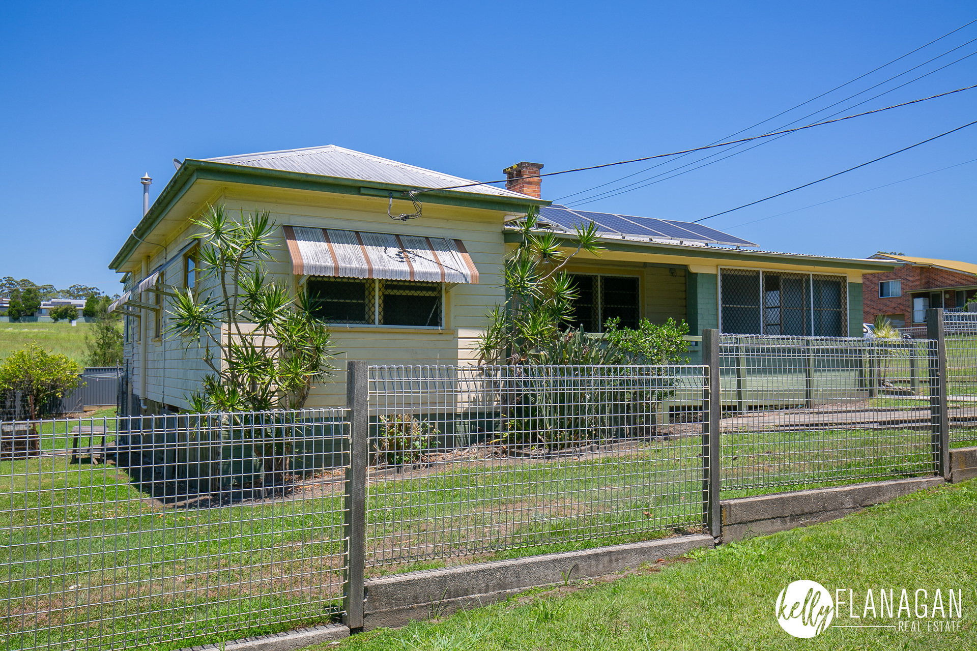 152 TOZER STREET, West Kempsey NSW 2440 - Image 1