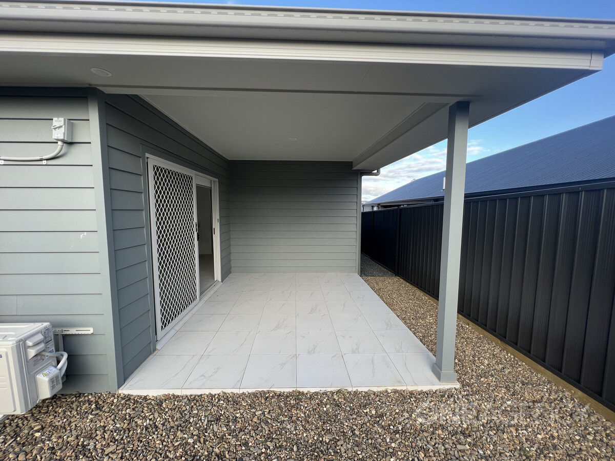 4-bedroom unit at 25 BONNEVILLE BOULEVARD, Goulburn NSW 2580, Goulburn Mulwaree, New South Wales