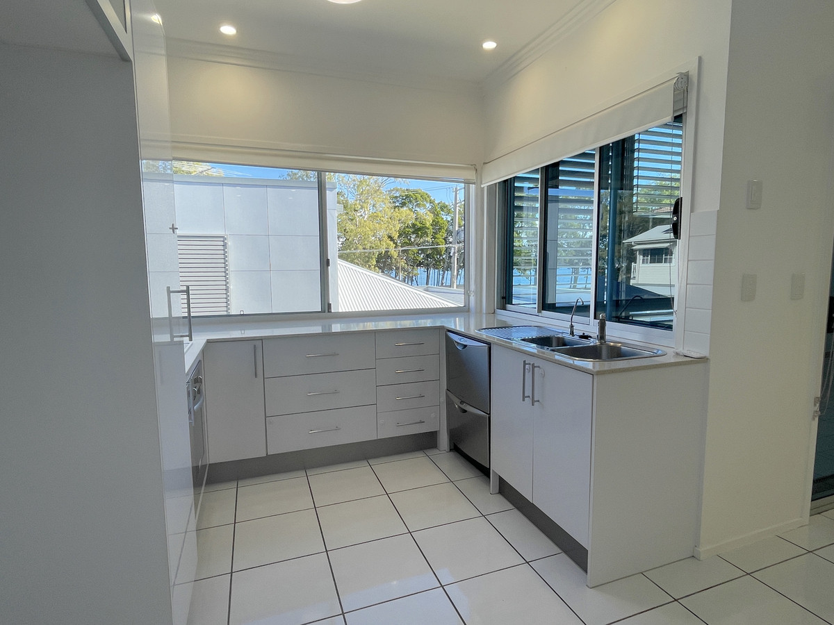 2-bedroom unit at 5 15-17 SYLVAN BEACH ESPLANADE, BELLARA QLD 4507, Moreton Bay, Queensland
