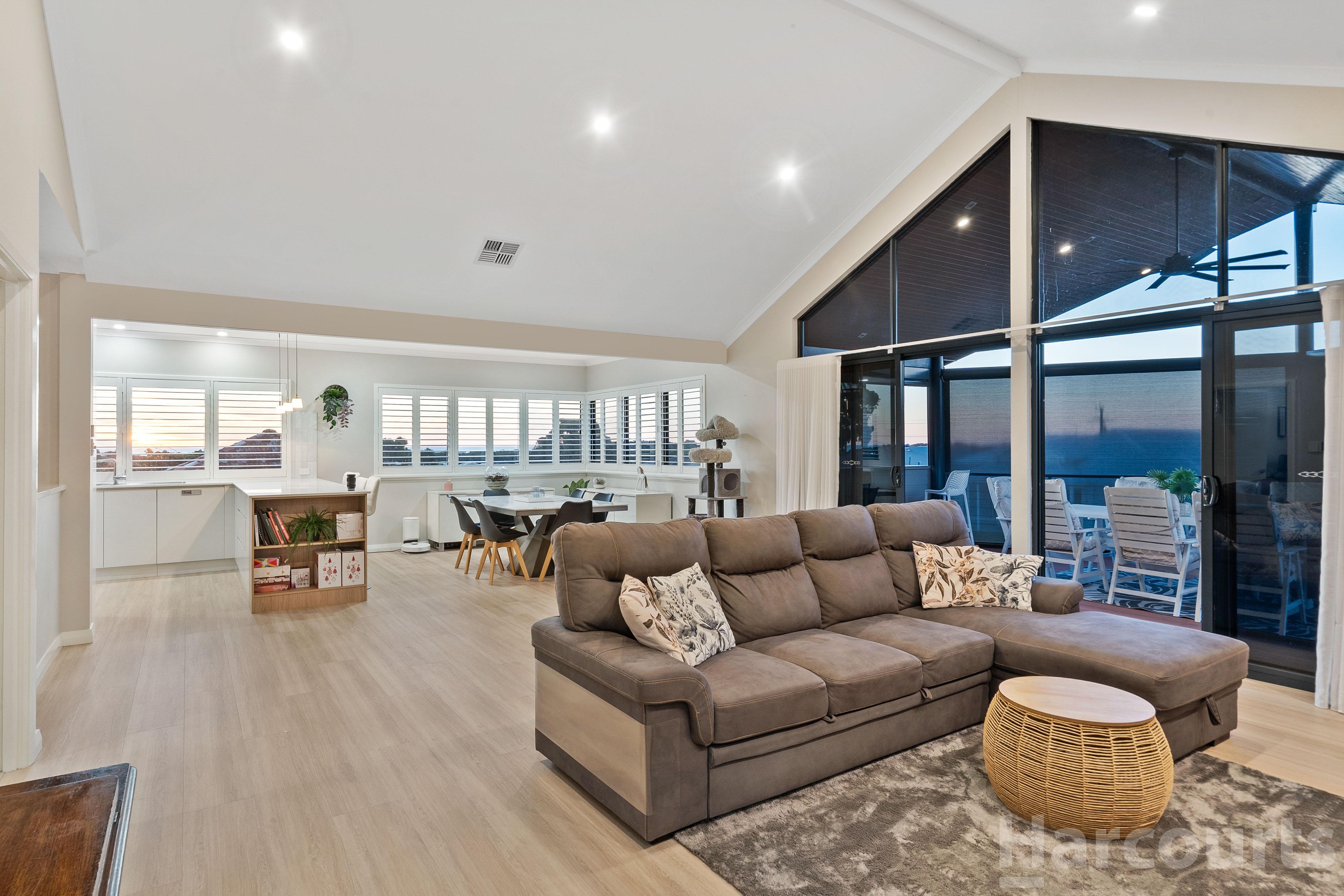 22 DUNSBOROUGH COURT, Dawesville WA 6211 - Image 9