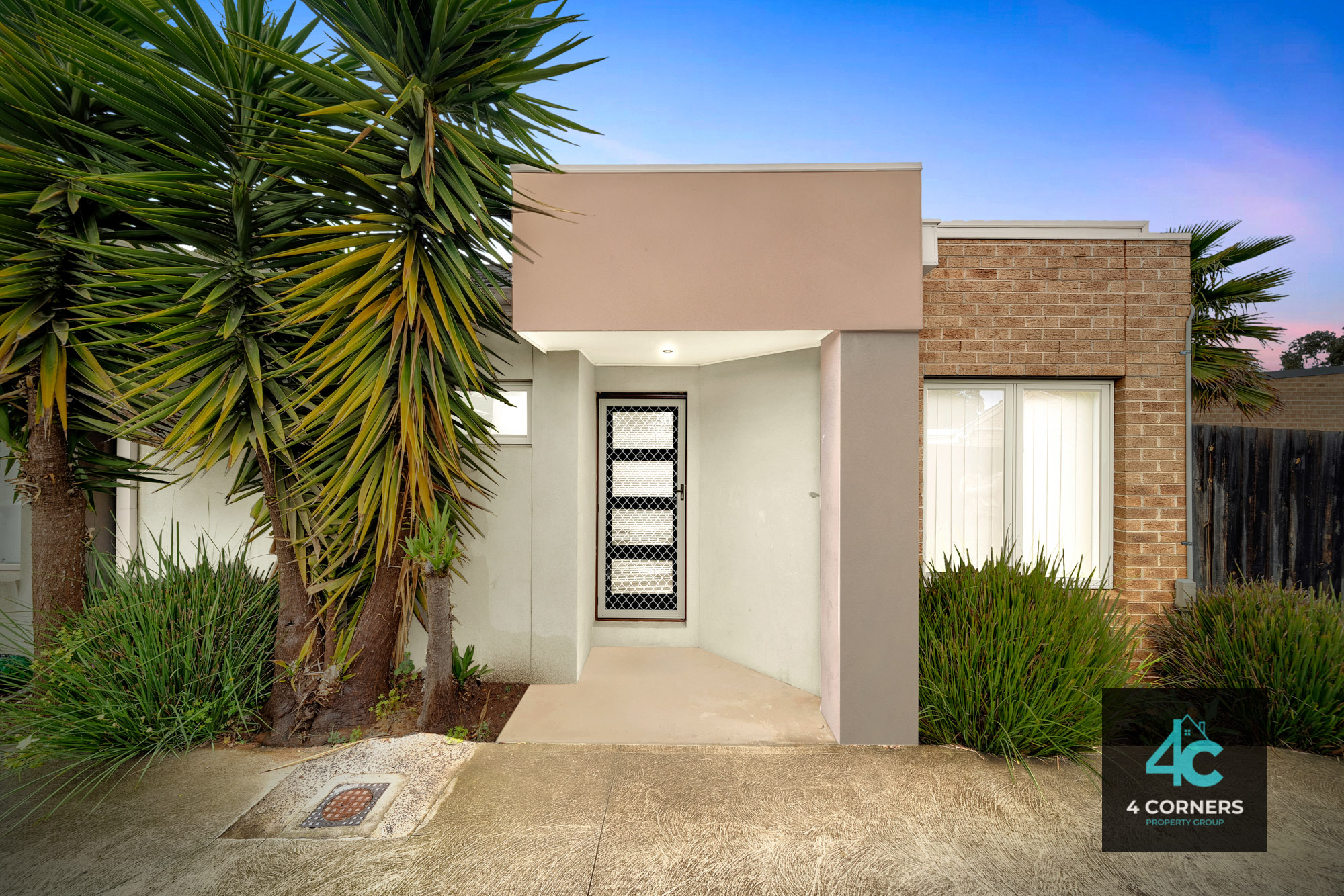 2/5 Bernhardt Avenue, Hoppers Crossing, VIC 3029 - Image 1