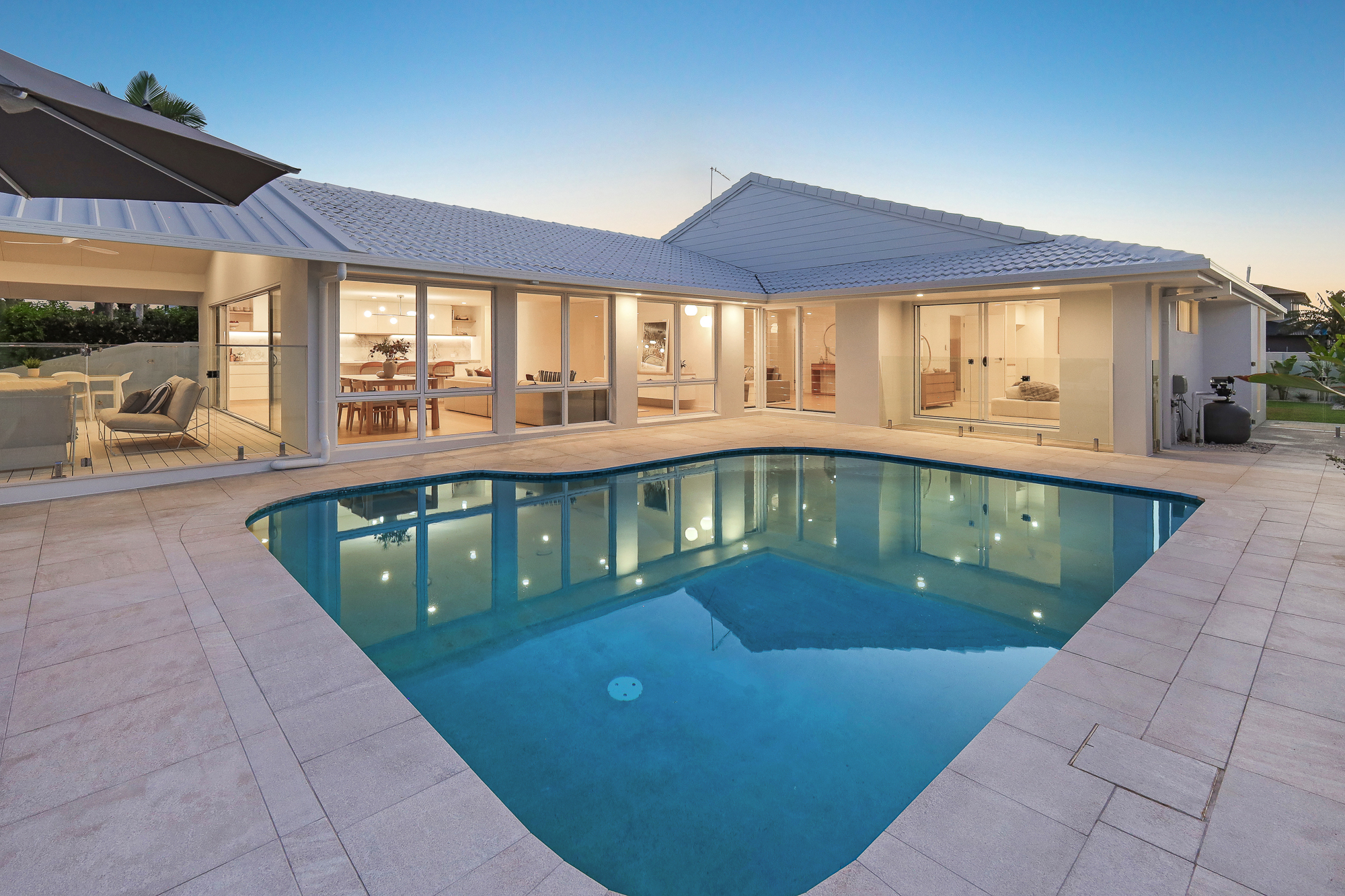 9 NIRVANA COURT, Runaway Bay QLD 4216 - Image 9