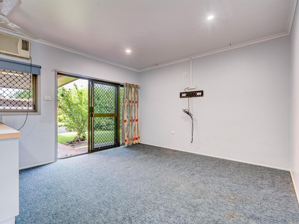 1-bedroom unit at GERALDTON GARDENS 19 1-3 BERGIN ROAD, INNISFAIL ESTATE QLD 4860, Cassowary Coast, Queensland