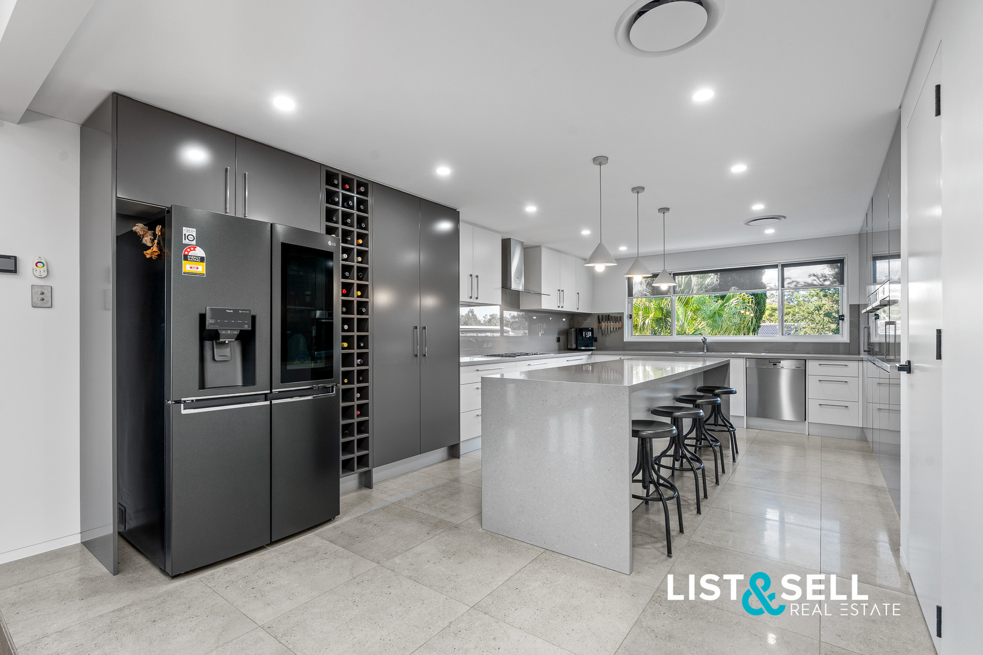 5-bedroom house at 14 MISIMA PLACE, Glenfield NSW 2167, Campbelltown (Nsw), New South Wales