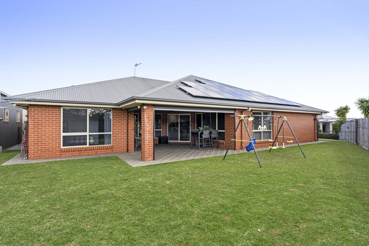 5-bedroom house at 28 Trevean Drive, Kleinton, QLD 4352, Toowoomba, Queensland