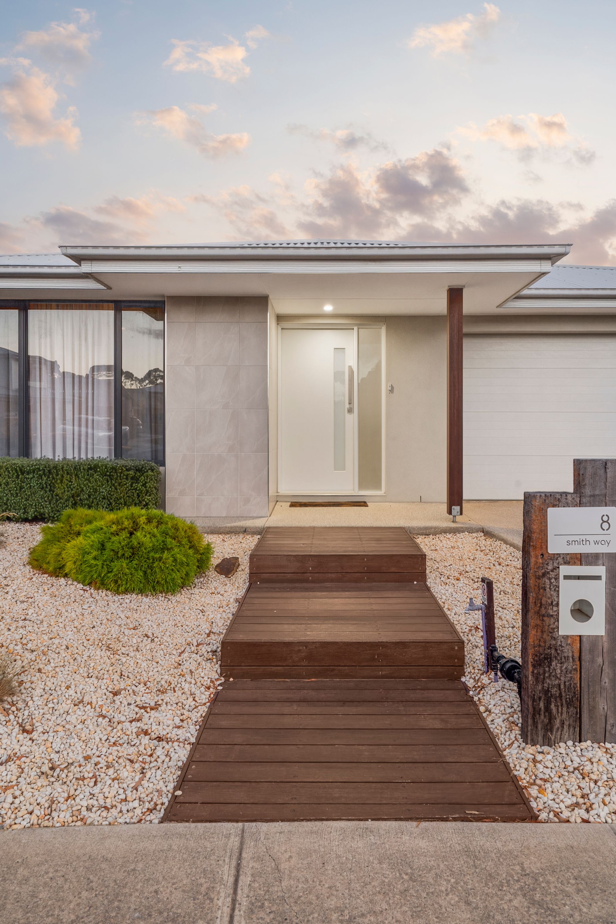 8 Smith Way, Torquay, VIC 3228 - Image 2