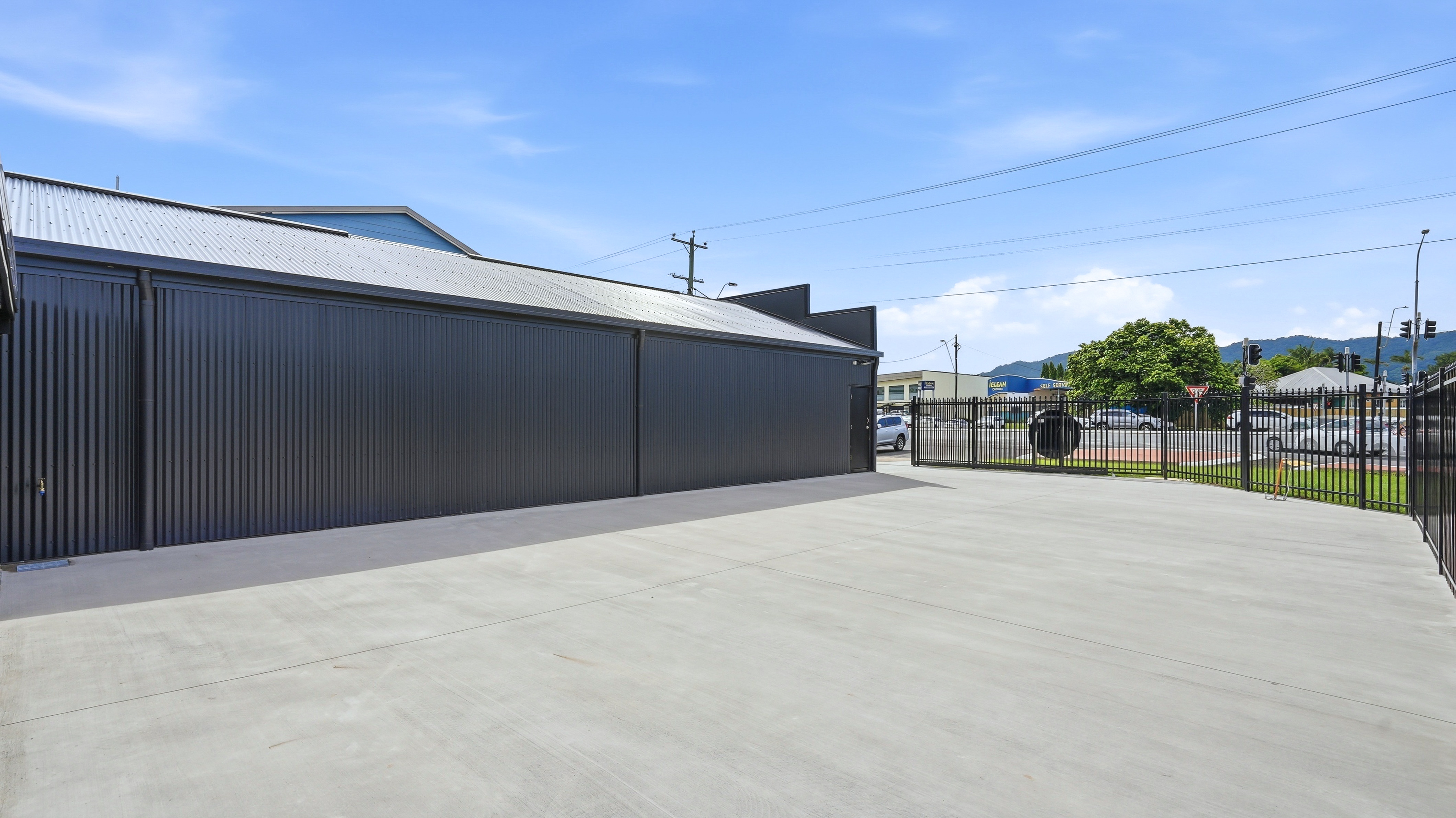 57 Anderson Street, Manunda, Qld, 4870 - Image 9