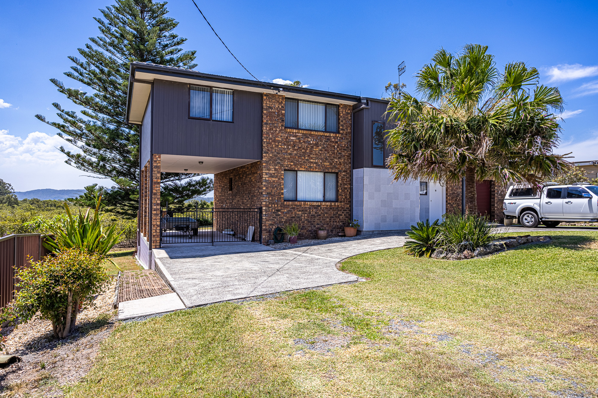 6-bedroom house at 16 Franklin Street, Karuah, NSW 2324, Mid-Coast, New South Wales