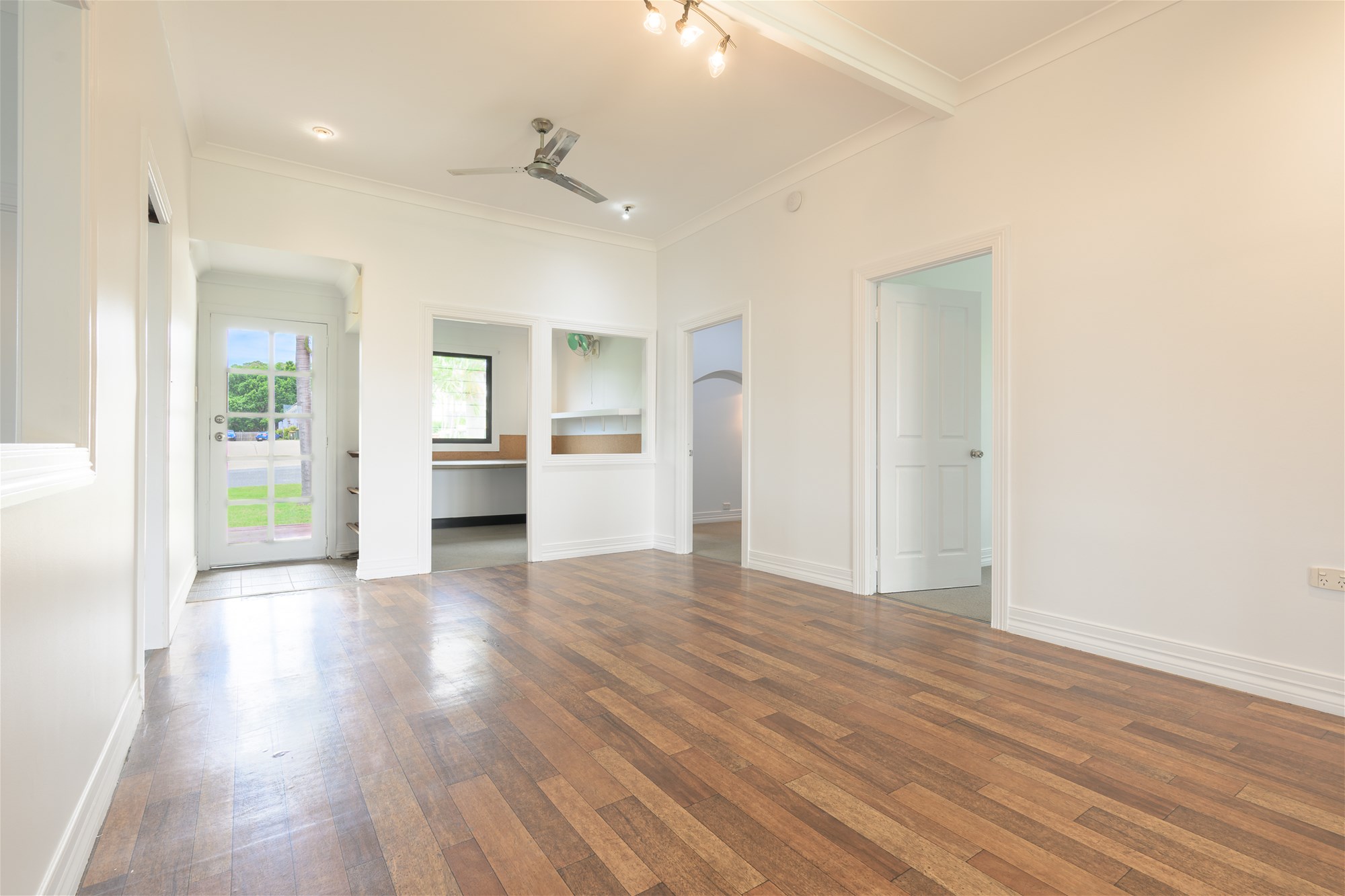16 ROBERTS STREET, South Gladstone QLD 4680 - Image 3