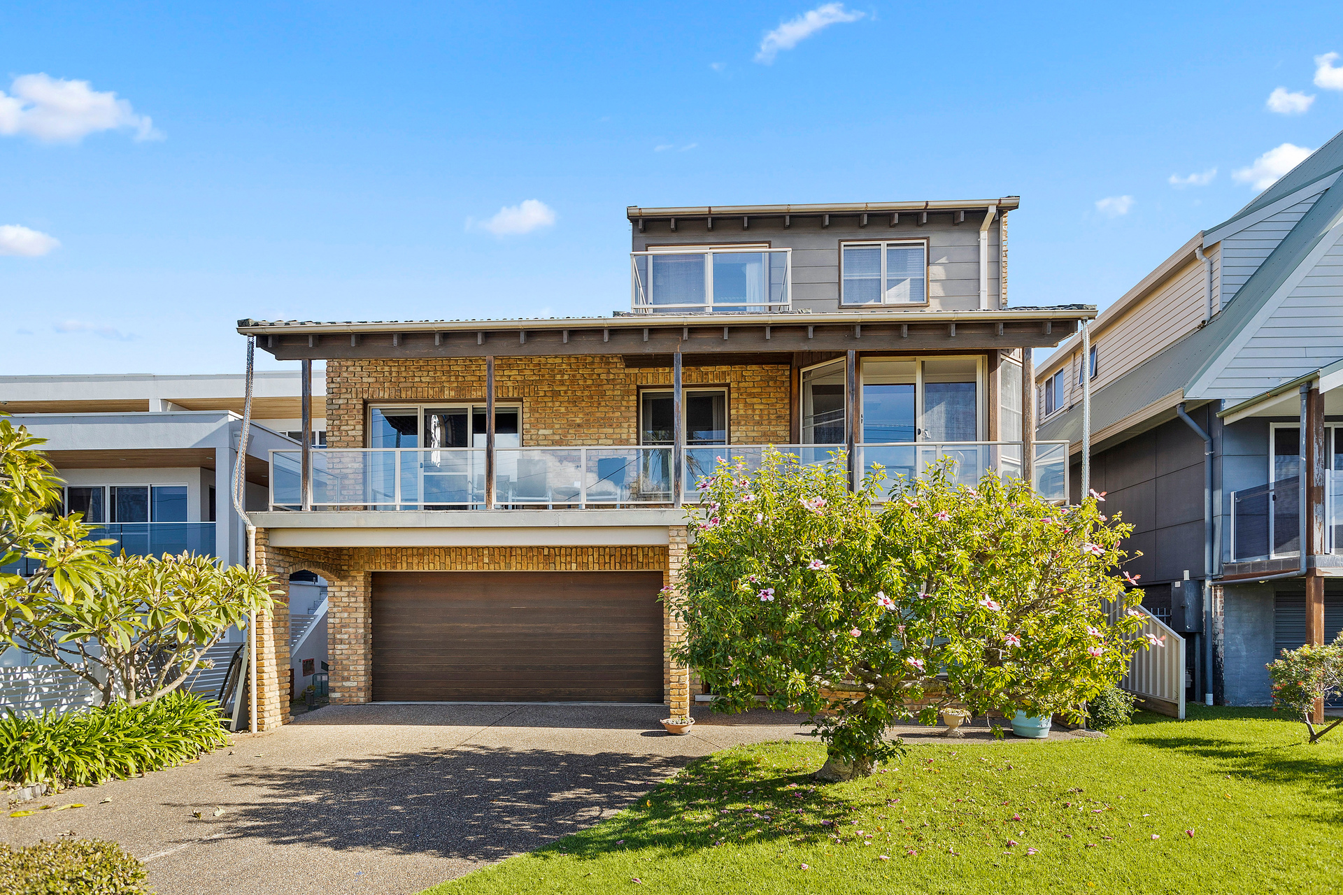 5-bedroom house at 19 Wollongong Street, Shellharbour, NSW 2529, Shellharbour, New South Wales