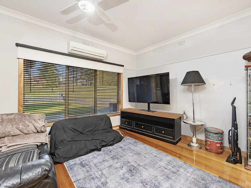 17 Lyndoch Avenue, Warrnambool, VIC 3280 - Image 5