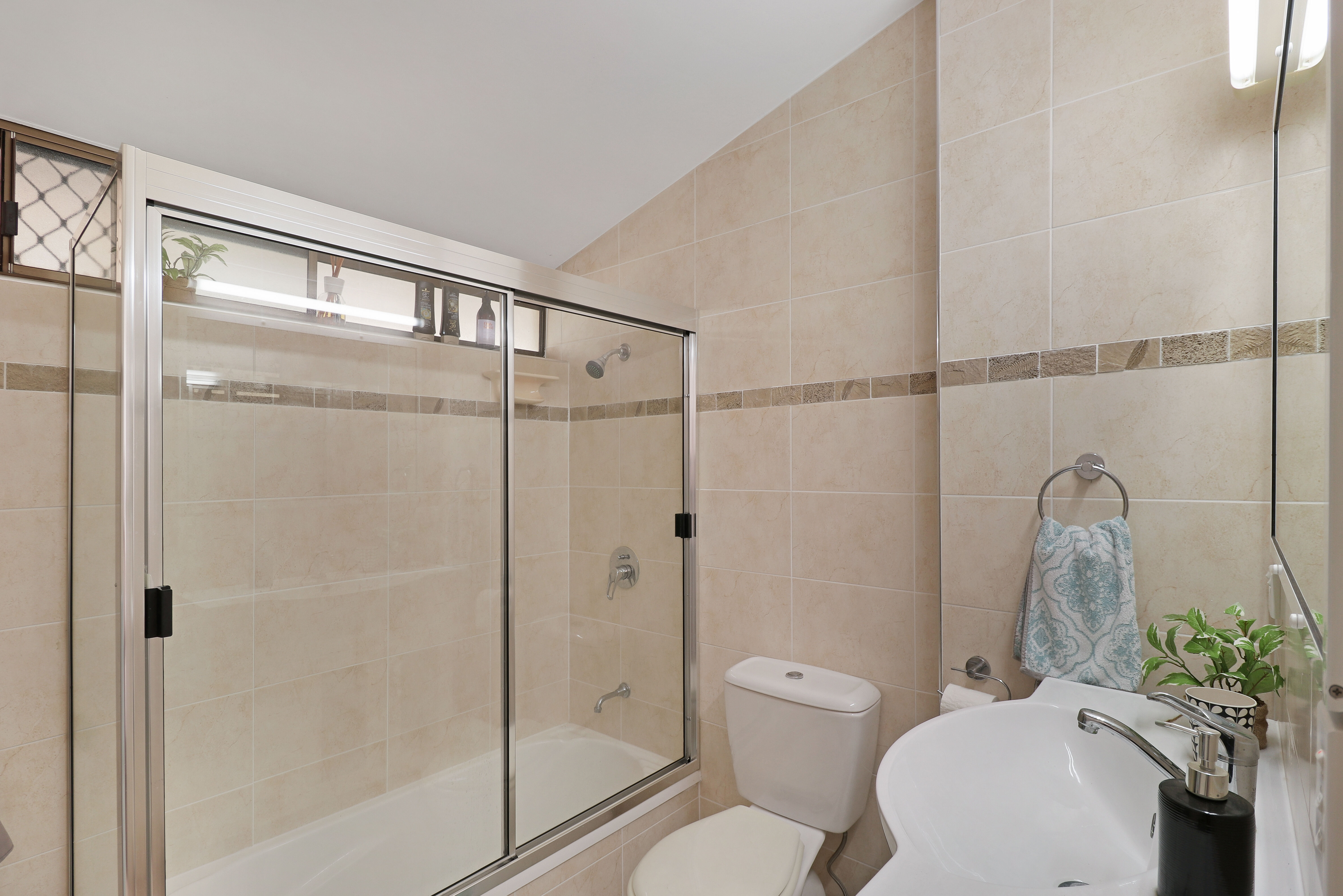 30/16-20 Lady Caroline Close, Kooralbyn, QLD 4285 - Image 9