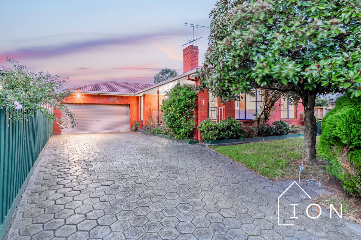 3-bedroom house at 1 MURNDAL COURT, Berwick VIC 3806, Casey, Victoria