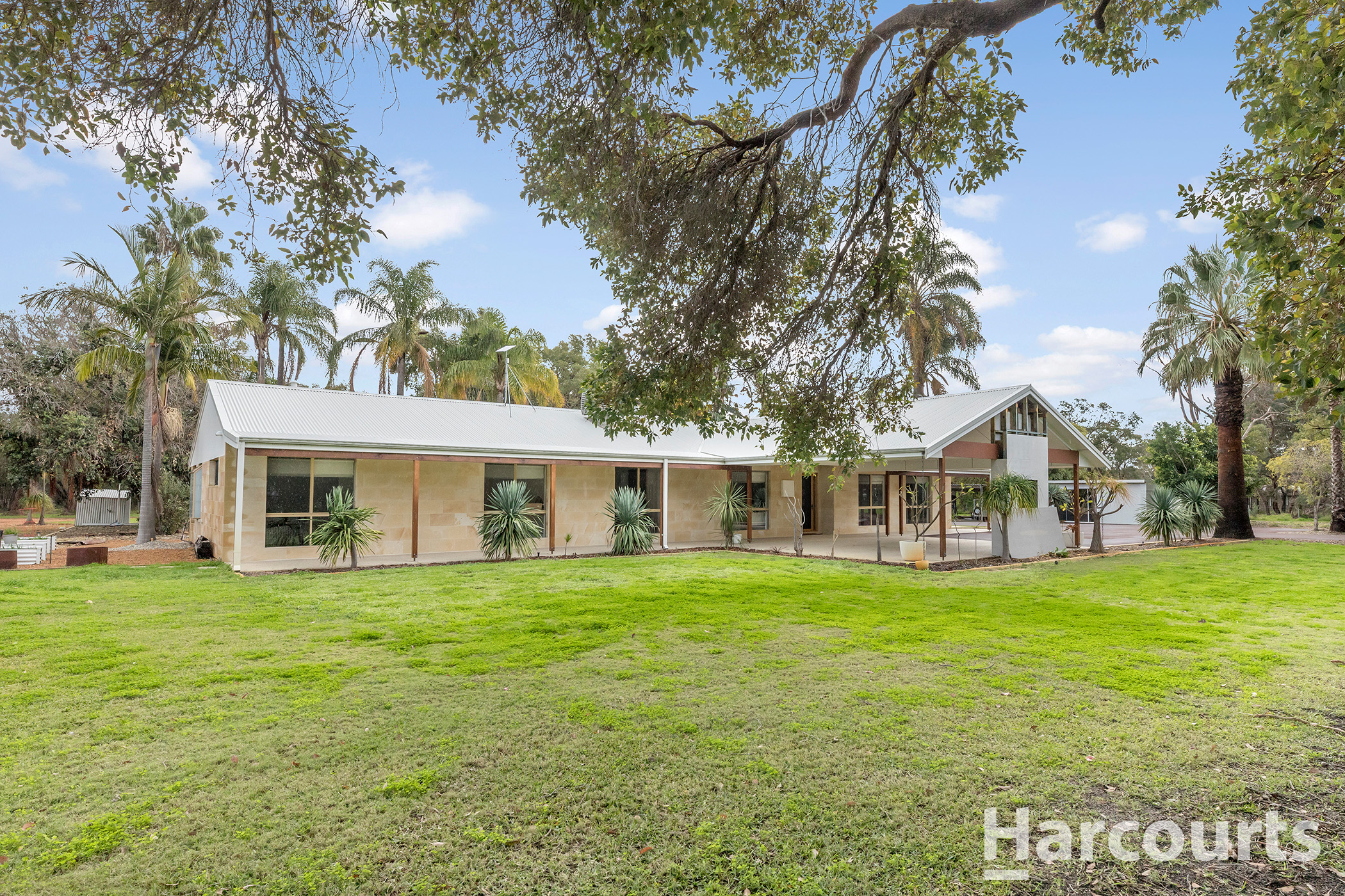 5-bedroom house at 23 Flinders Close, Barragup WA 6209, Murray, Western Australia