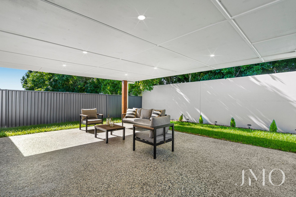 60 SERAFINA DRIVE, Helensvale QLD 4212 - Image 3