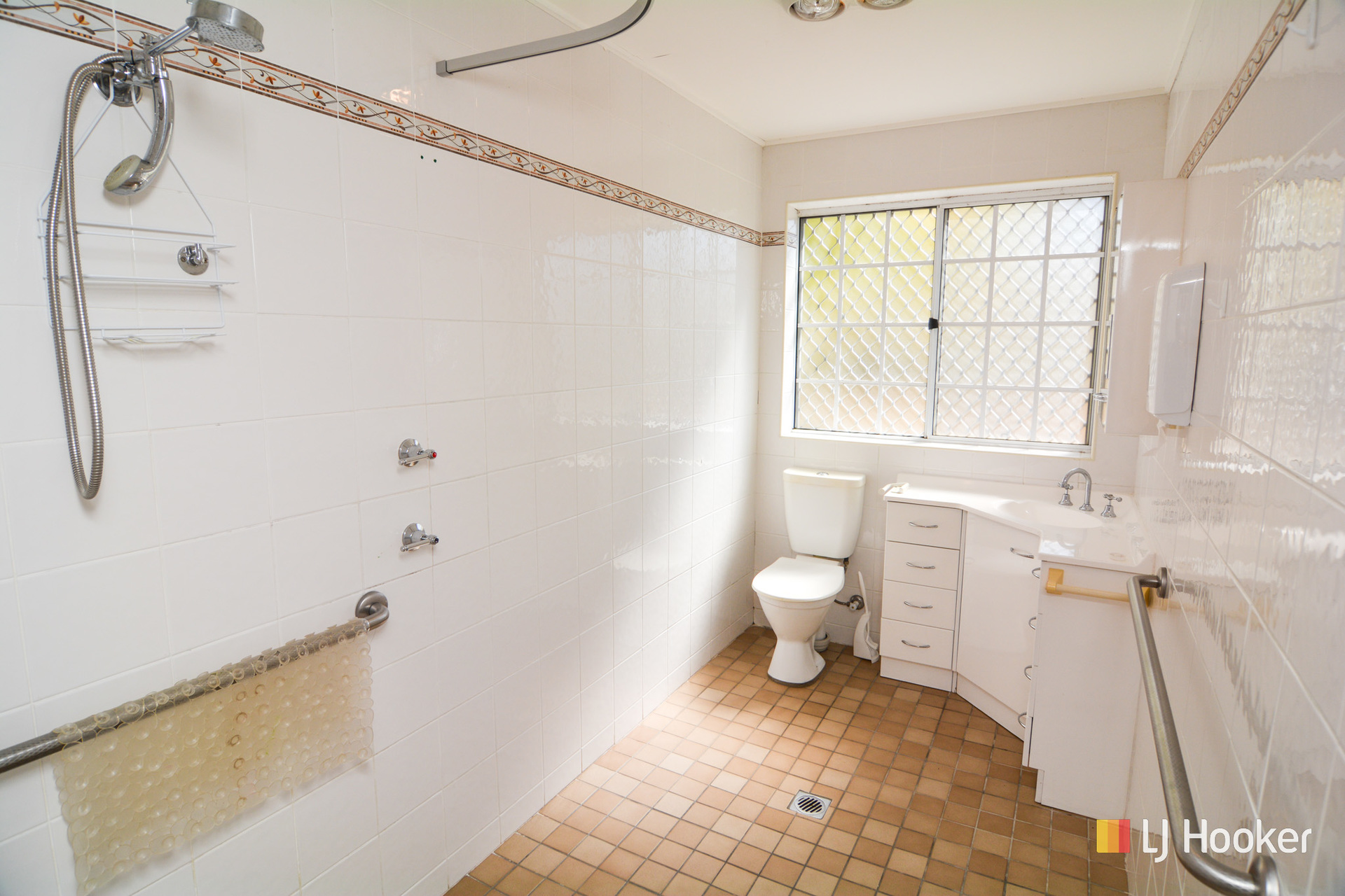 3-bedroom unit at 10 ALBERT STREET, Hermitage Flat NSW 2790, Lithgow, New South Wales