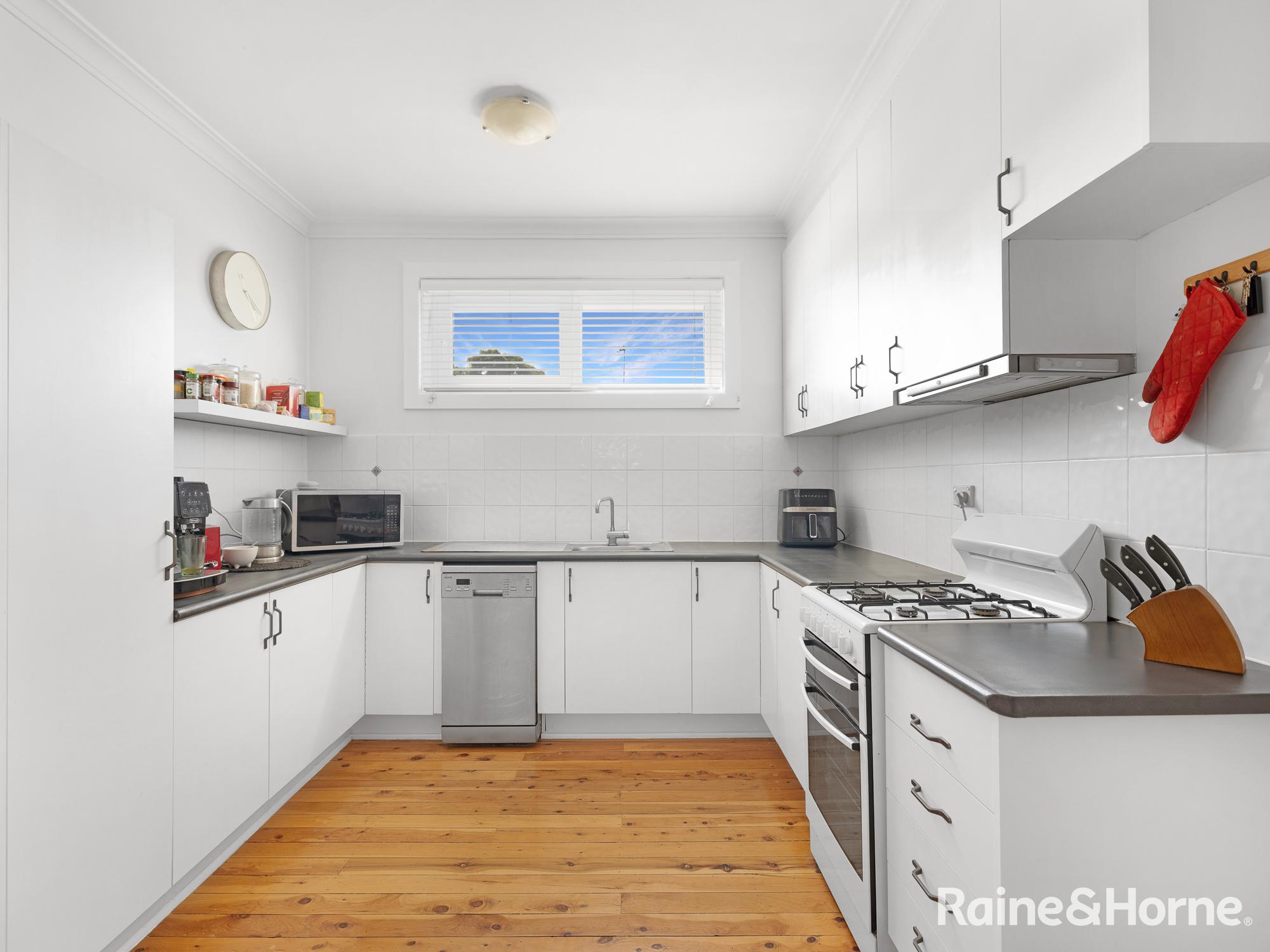 73 COMMONWEALTH STREET, West Bathurst NSW 2795 - Image 2