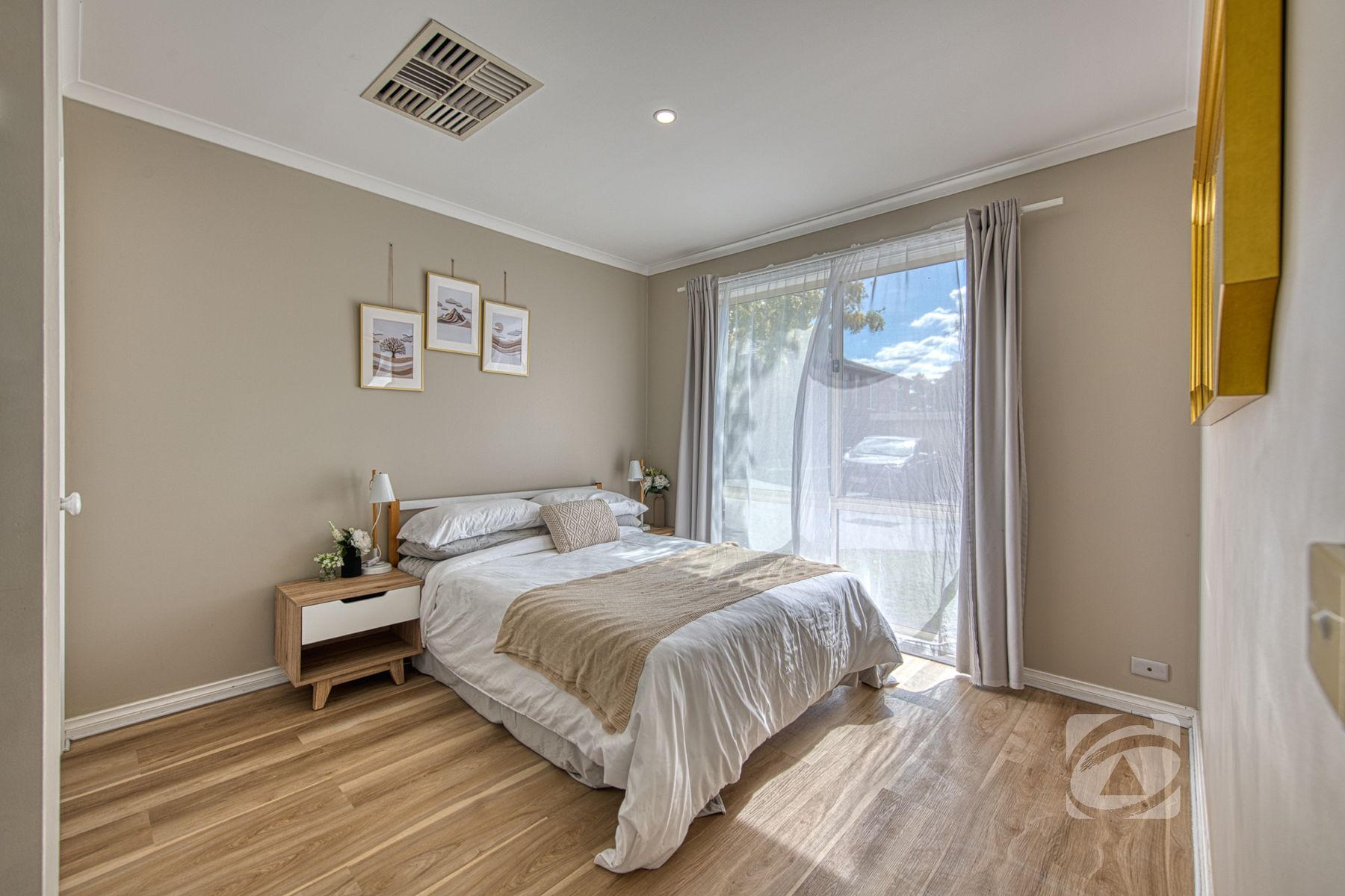 5 3 HALE PLACE, PAKENHAM VIC 3810 - Image 5