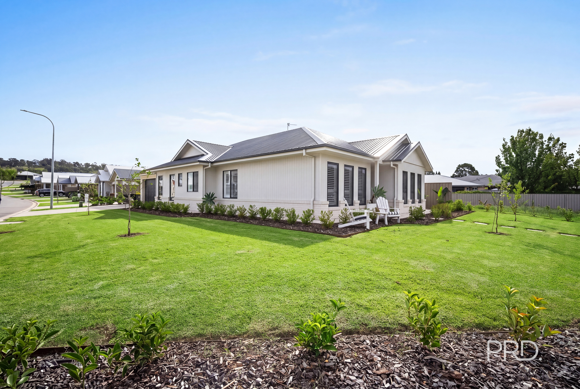 4 Paroo Place, Tatton, Nsw, 2650 - Image 2