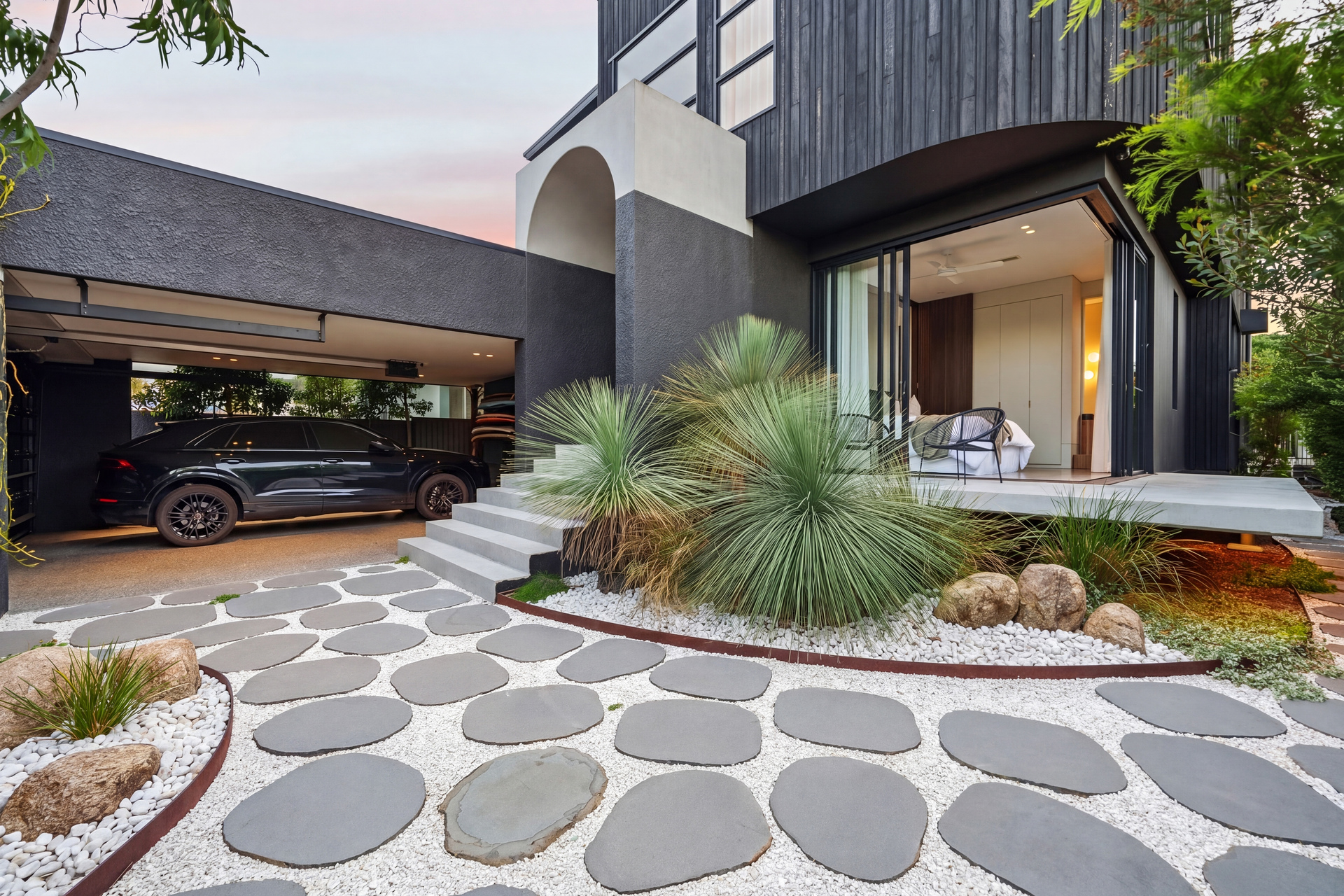 30 ARUMA AVENUE, Burleigh Waters QLD 4220 - Image 4