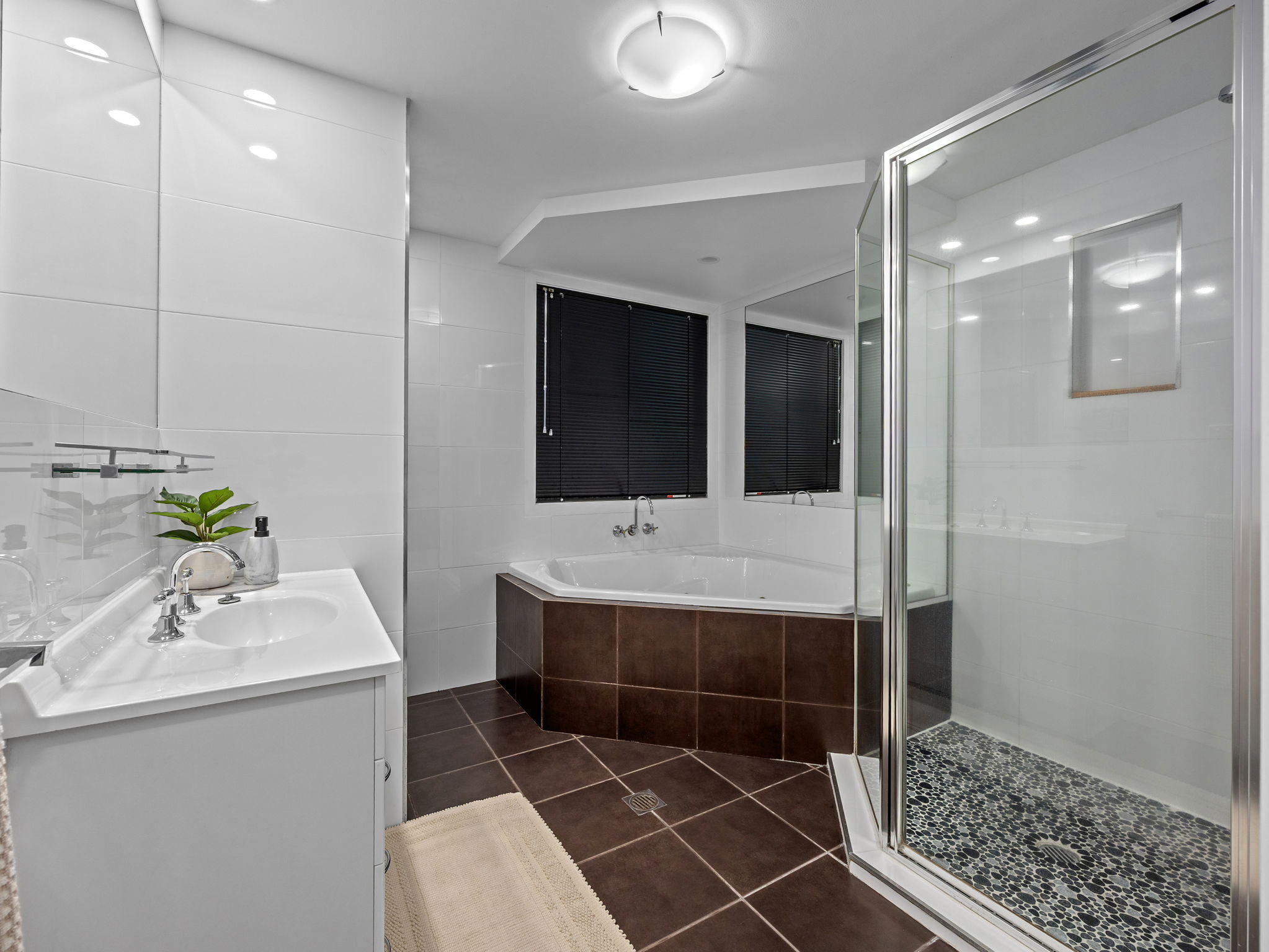 4-bedroom house at 17 Mainsail, Currumbin Waters, QLD 4223, Gold Coast, Queensland