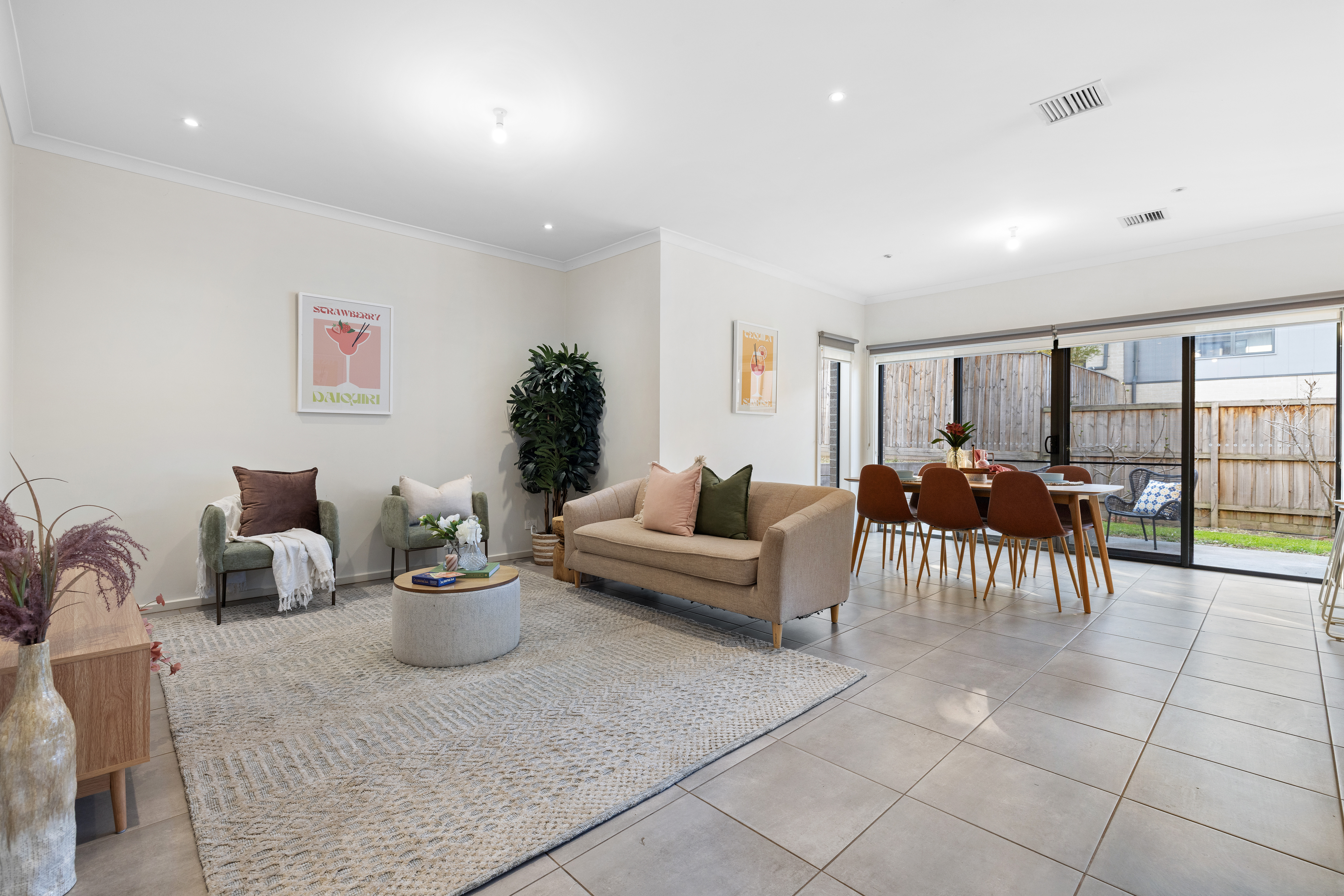 8 Primary Street, Mooroolbark, VIC 3138 - Image 2