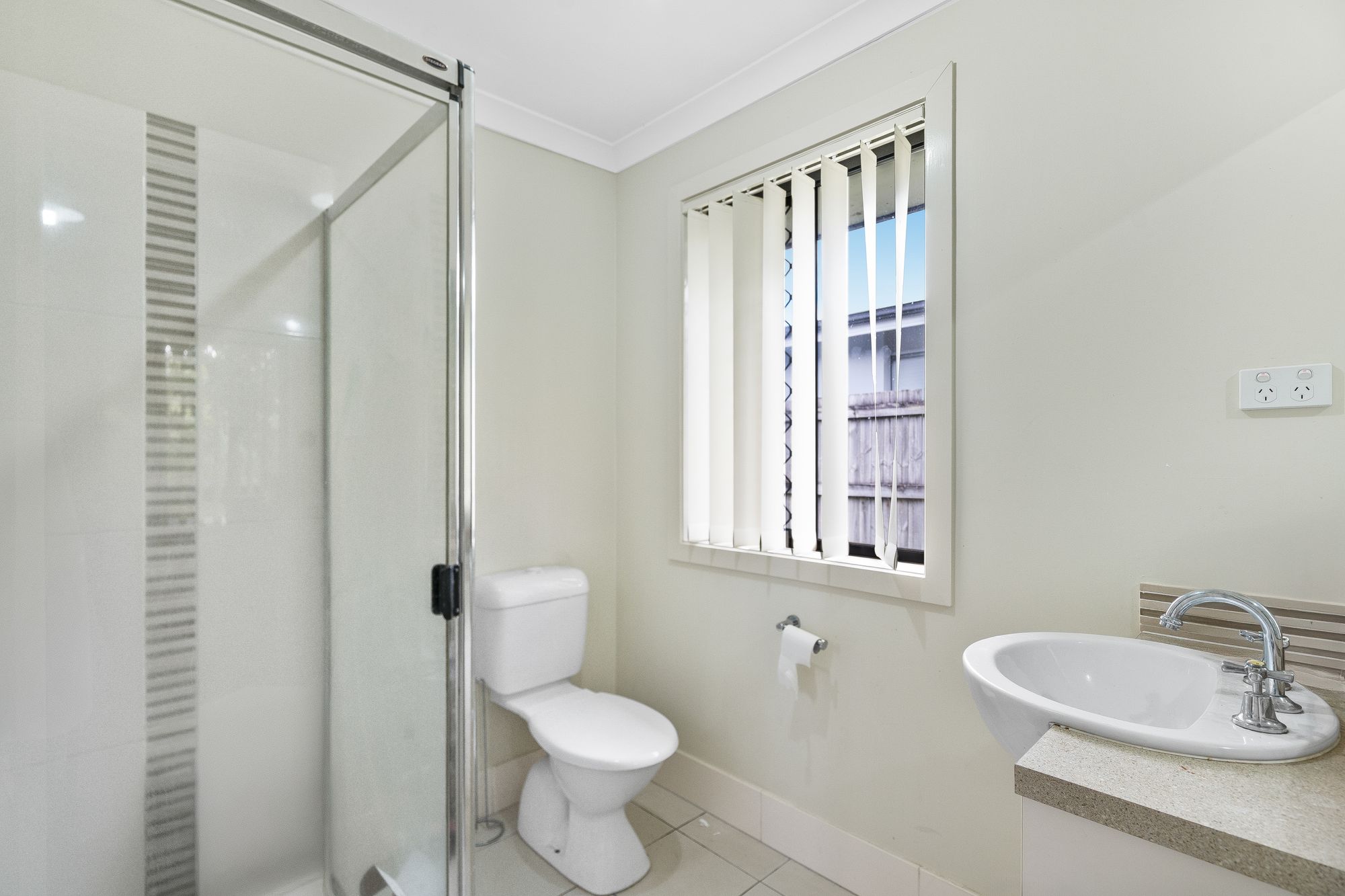 42 Wyndham Circuit, Holmview, QLD 4207 - Image 9