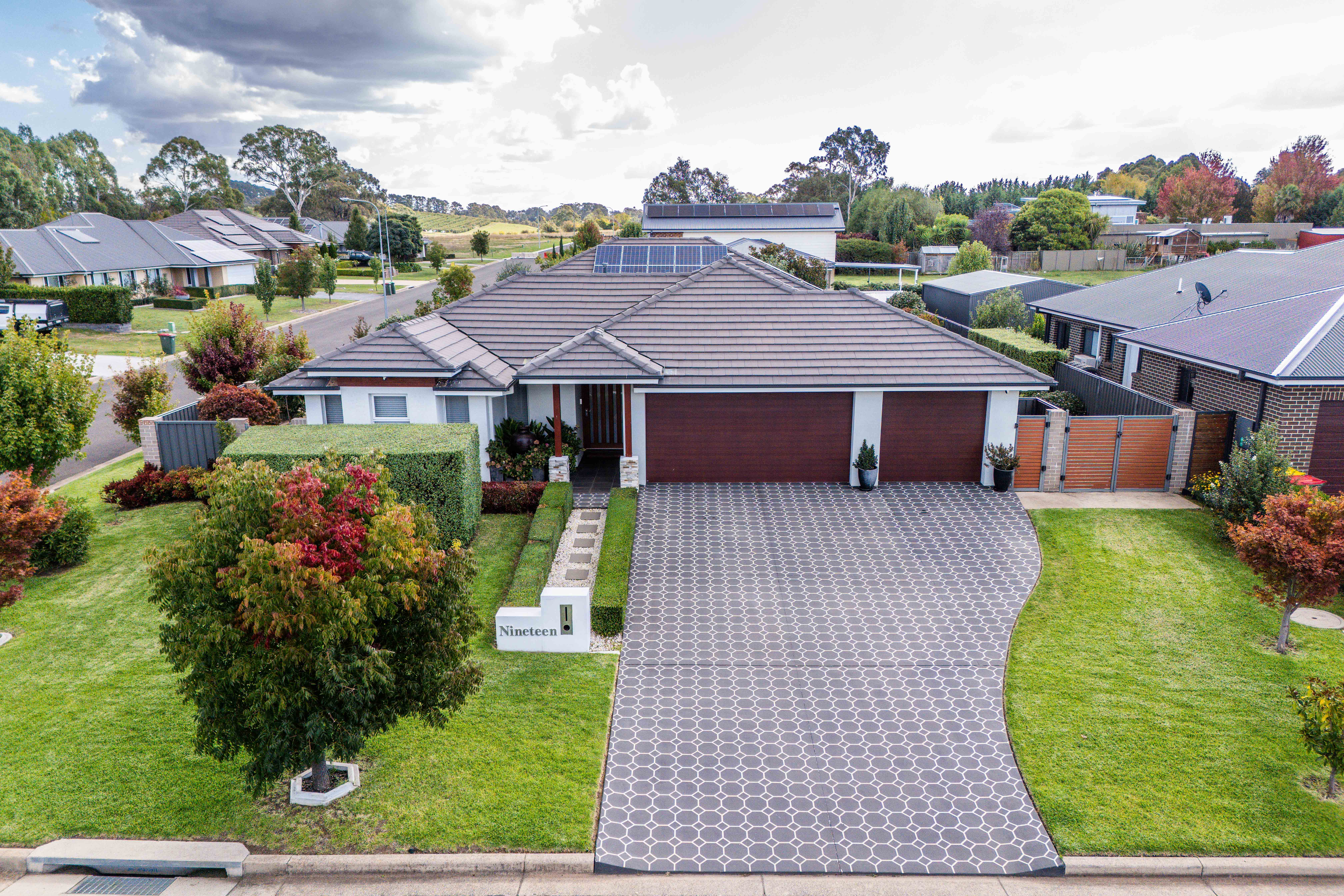 19 TALOUMBI PLACE, Orange NSW 2800 - Image 1