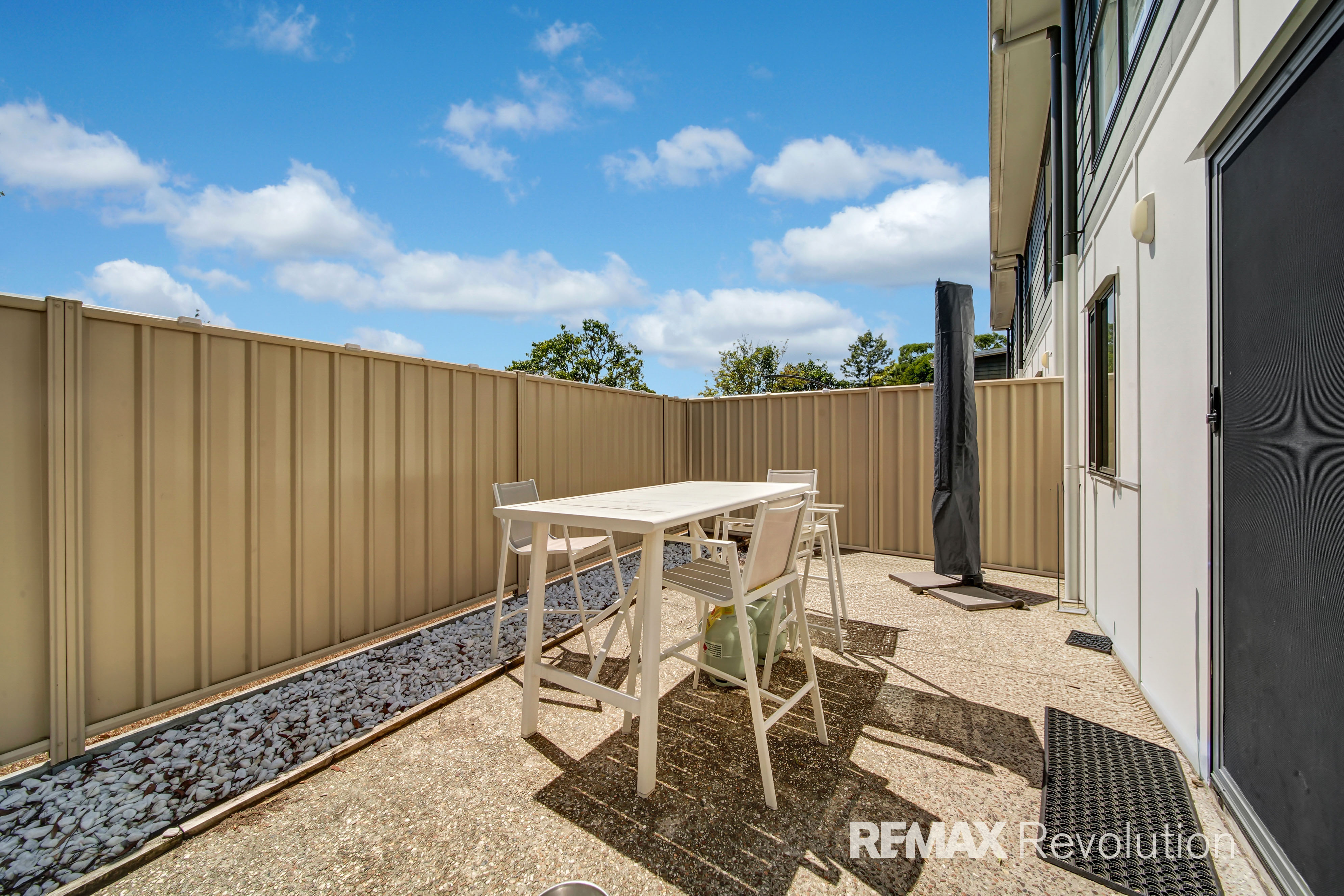 4-bedroom unit at UNIT 12 25-27 ARAFURA AVENUE, Loganholme QLD 4129, Logan, Queensland
