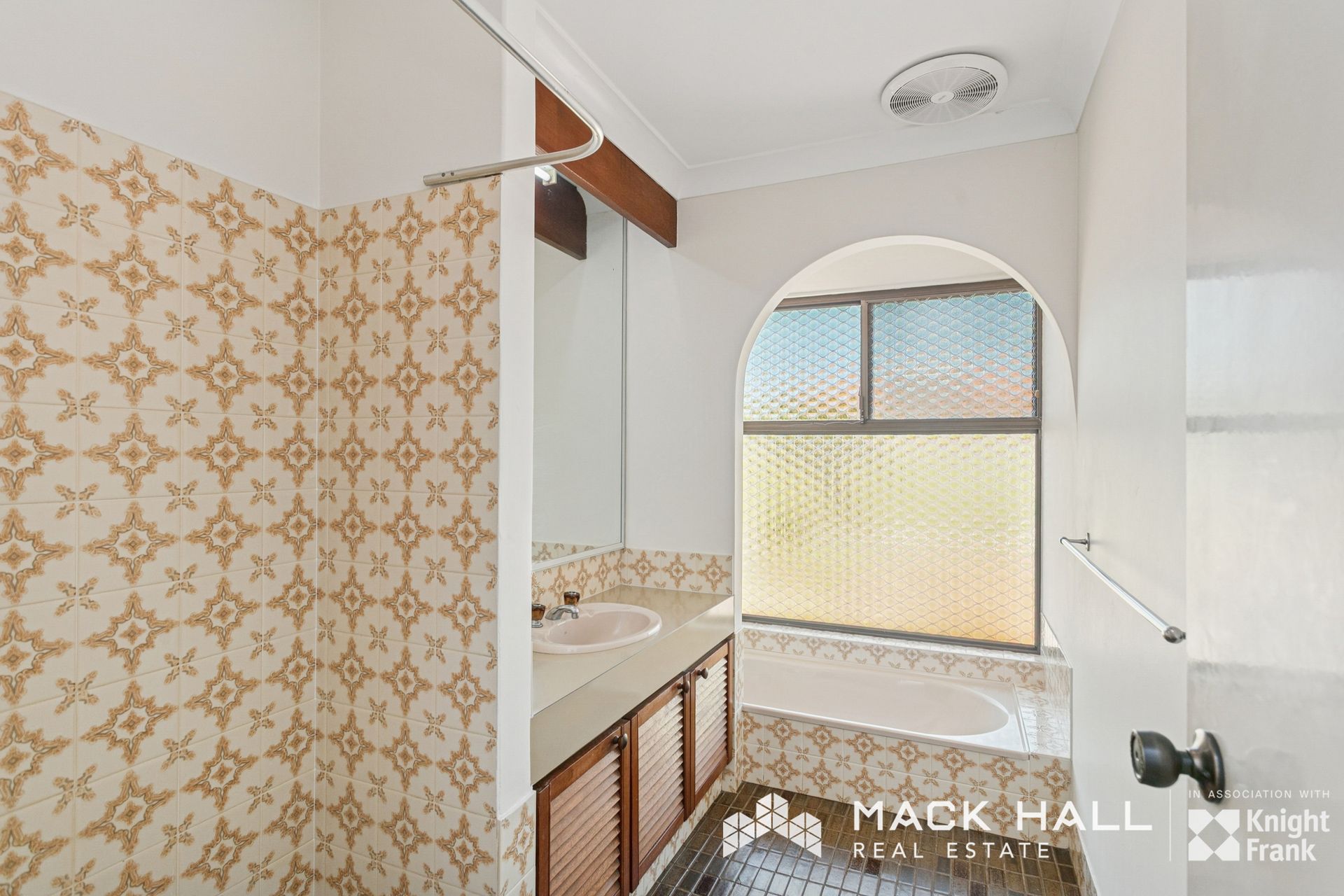 4-bedroom house at 8 Ashton Place, Leeming, WA 6149, Melville, Western Australia